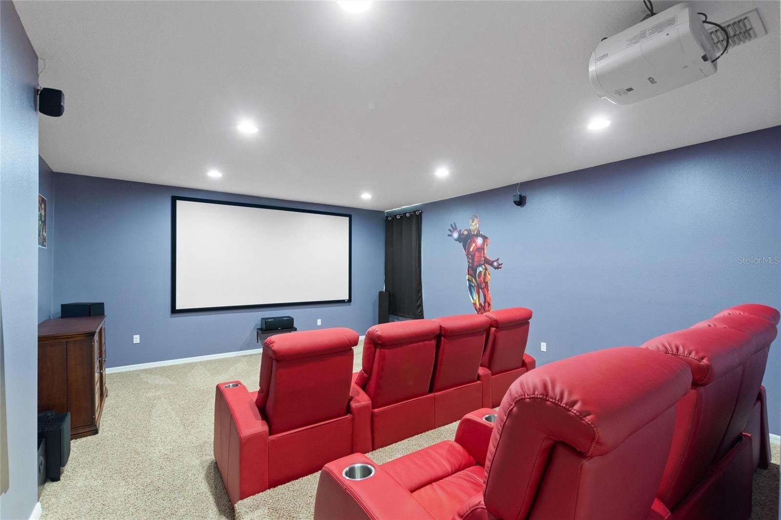 AUBURNDALE, Florida, 33823, United States, 5 Bedrooms Bedrooms, ,5 BathroomsBathrooms,Residential,For Sale,1986097