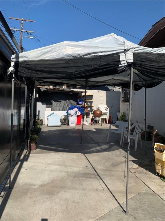 Los Angeles, California, 90063, United States, 5 Bedrooms Bedrooms, ,Residential,For Sale,1976841