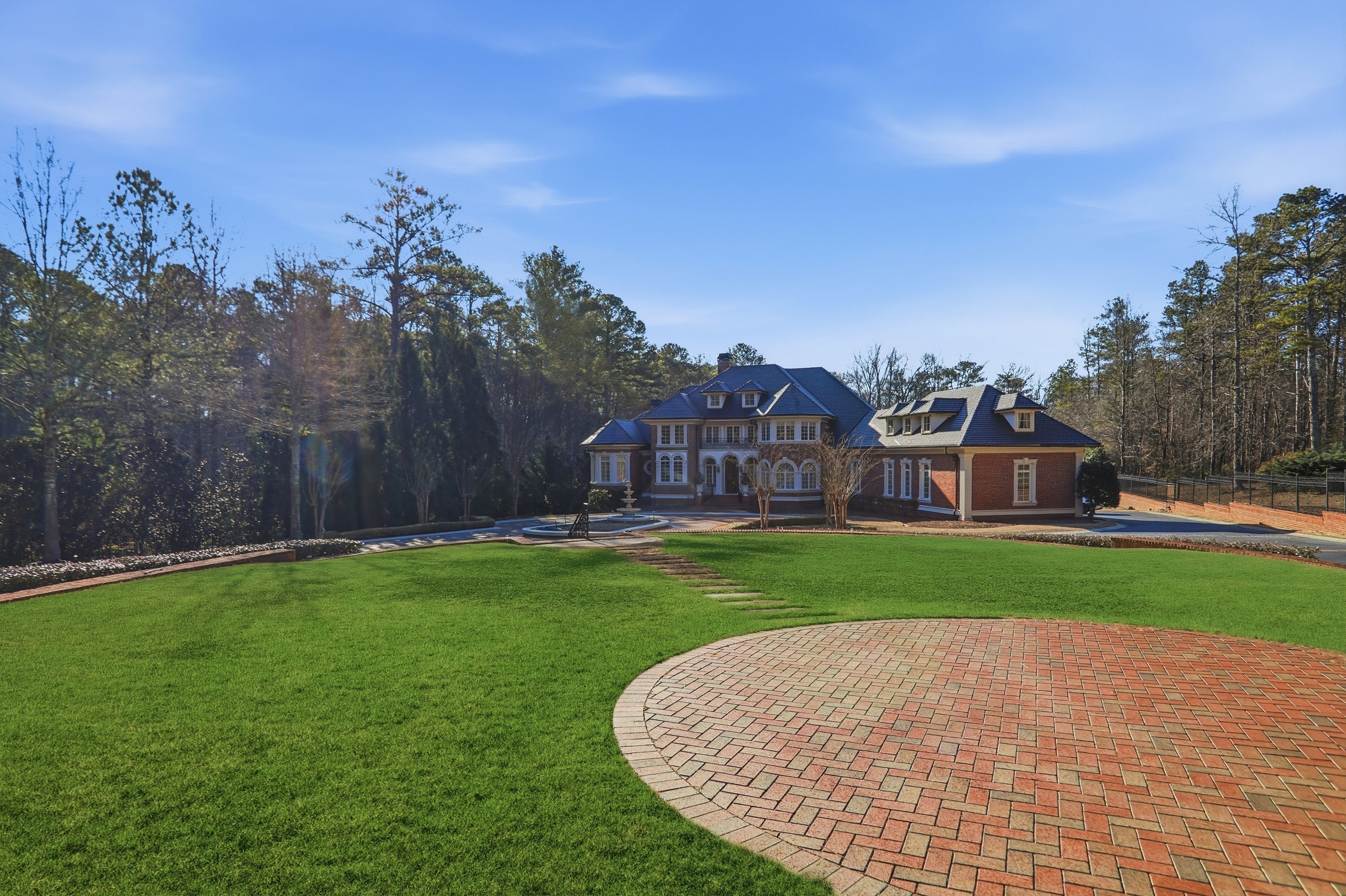 Atlanta, Georgia, 30349, United States, 6 Bedrooms Bedrooms, ,9 BathroomsBathrooms,Residential,For Sale,2013392