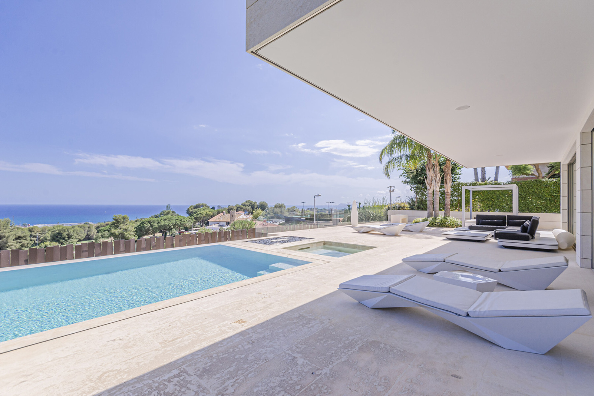  Modern villa with extraordinary ocean, golf and city views - 物件實景