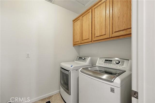 Chowchilla, California, 93610, United States, 5 Bedrooms Bedrooms, ,4 BathroomsBathrooms,Residential,For Sale,2010334