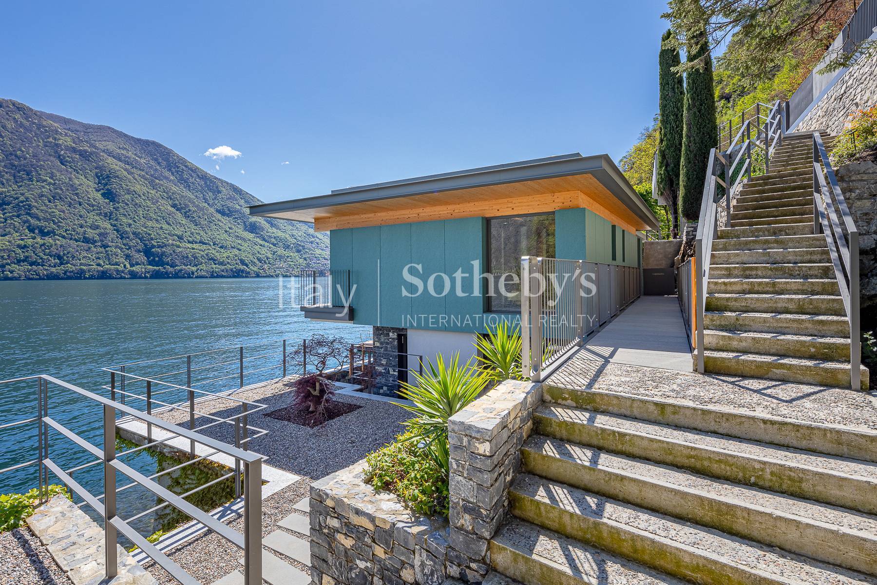  Incredible newly built villa with enchanting lake view - 物件實景
