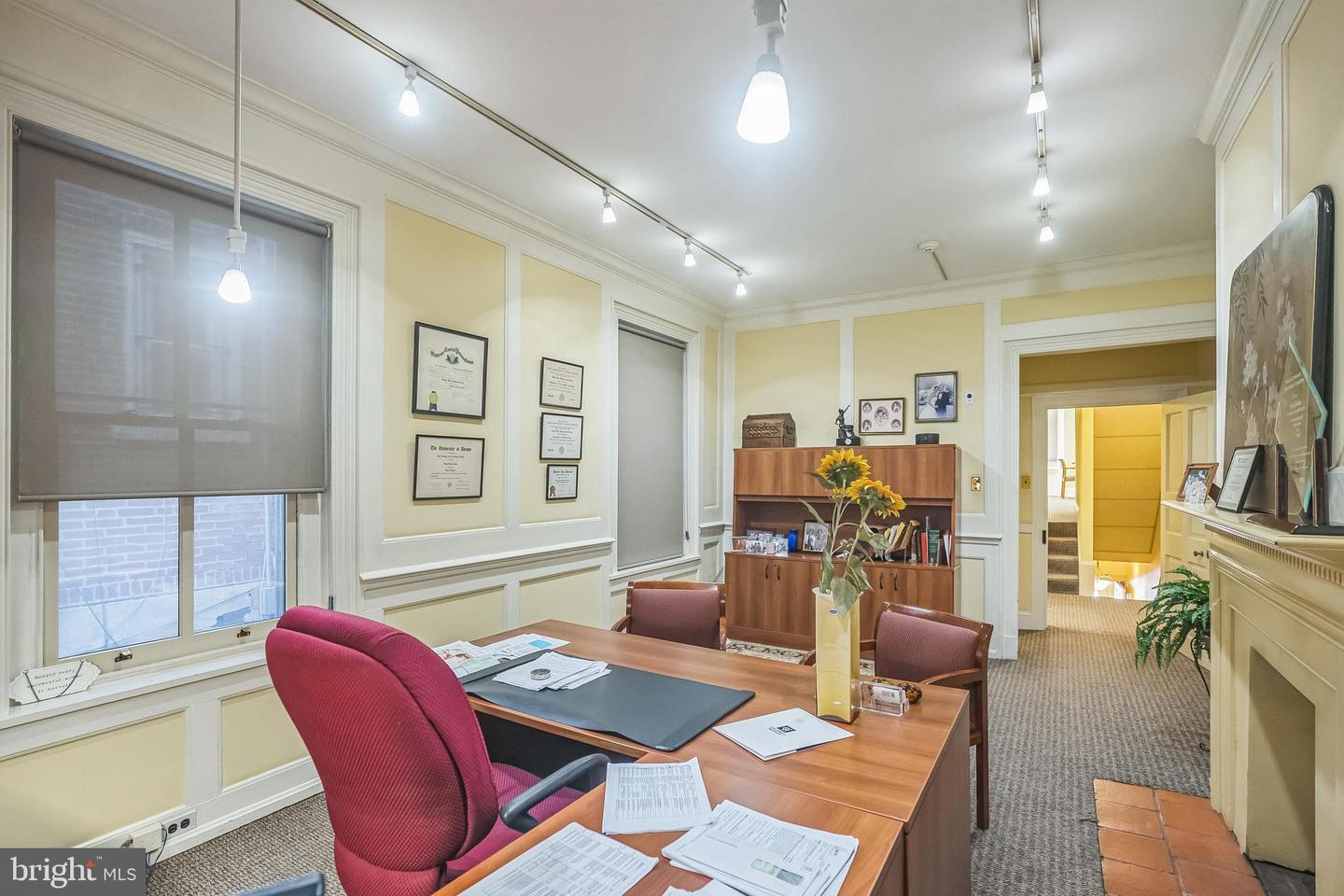 Philadelphia, Pennsylvania, 19103, United States, ,Residential,For Sale,1903580