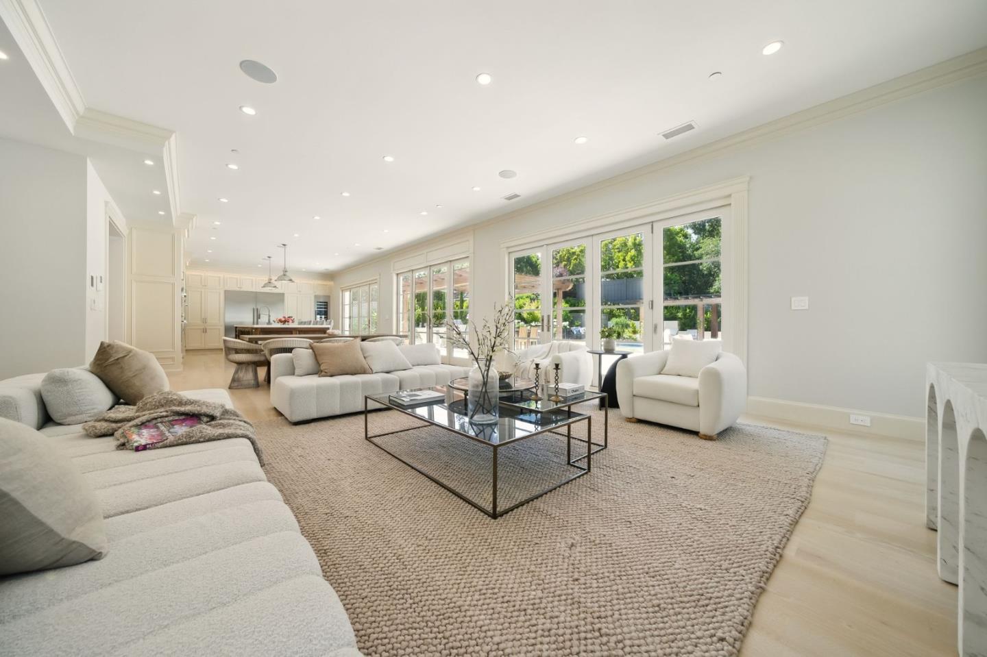 San Mateo, California, 94402, United States, 4 Bedrooms Bedrooms, ,6 BathroomsBathrooms,Residential,For Sale,1836989