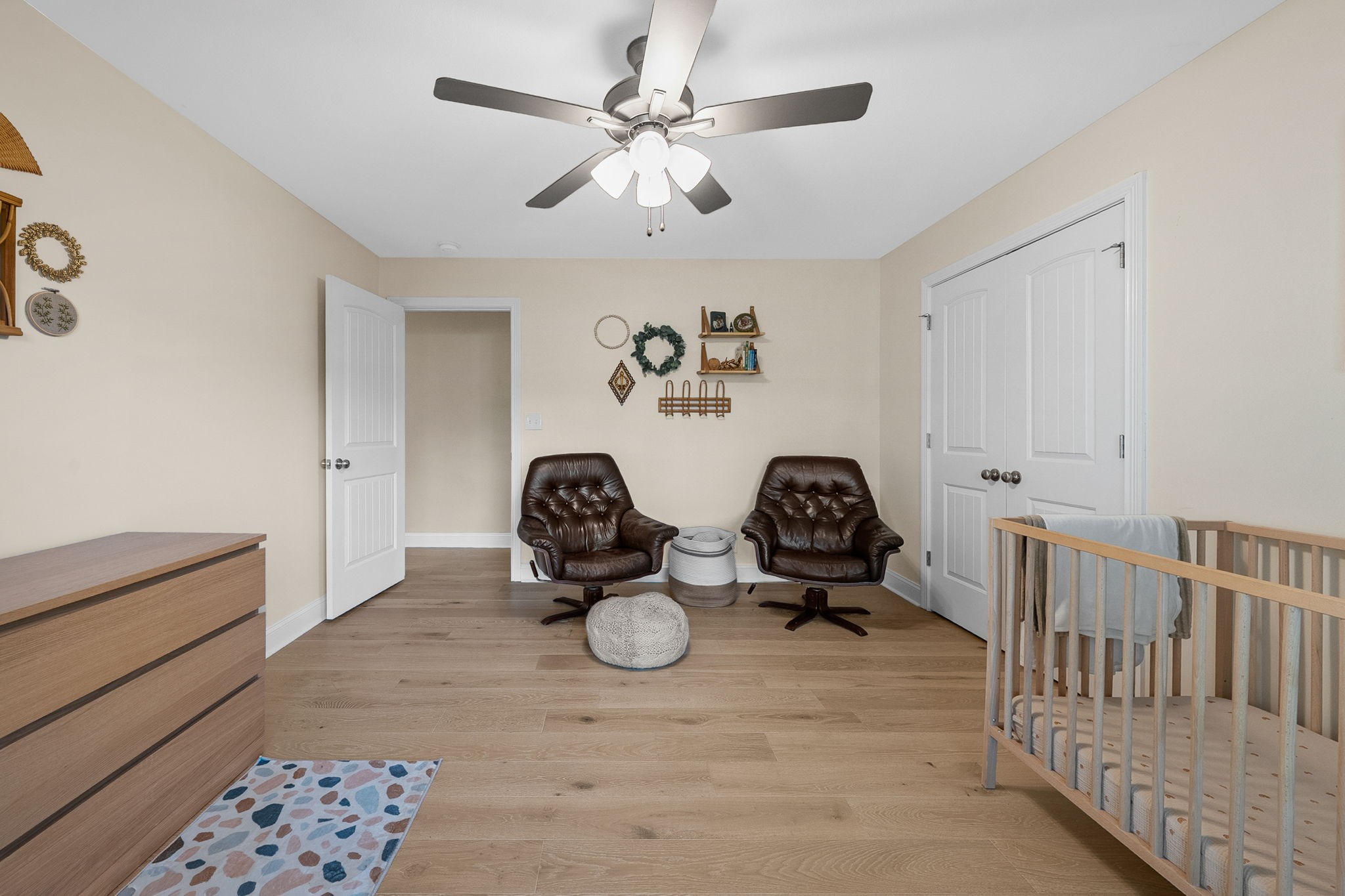 Clarksville, Tennessee, 37040, United States, 4 Bedrooms Bedrooms, ,3 BathroomsBathrooms,Residential,For Sale,1988852