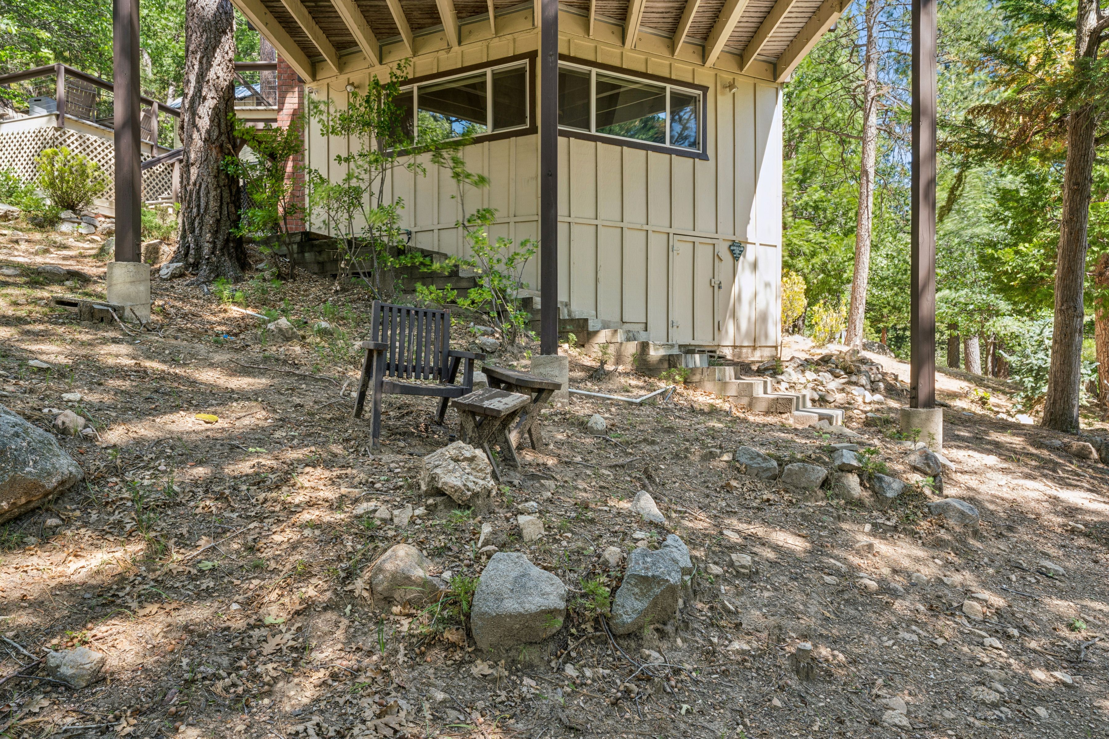  686 Grass Valley Road, Lake Arrowhead, CA 92352 - 物件實景