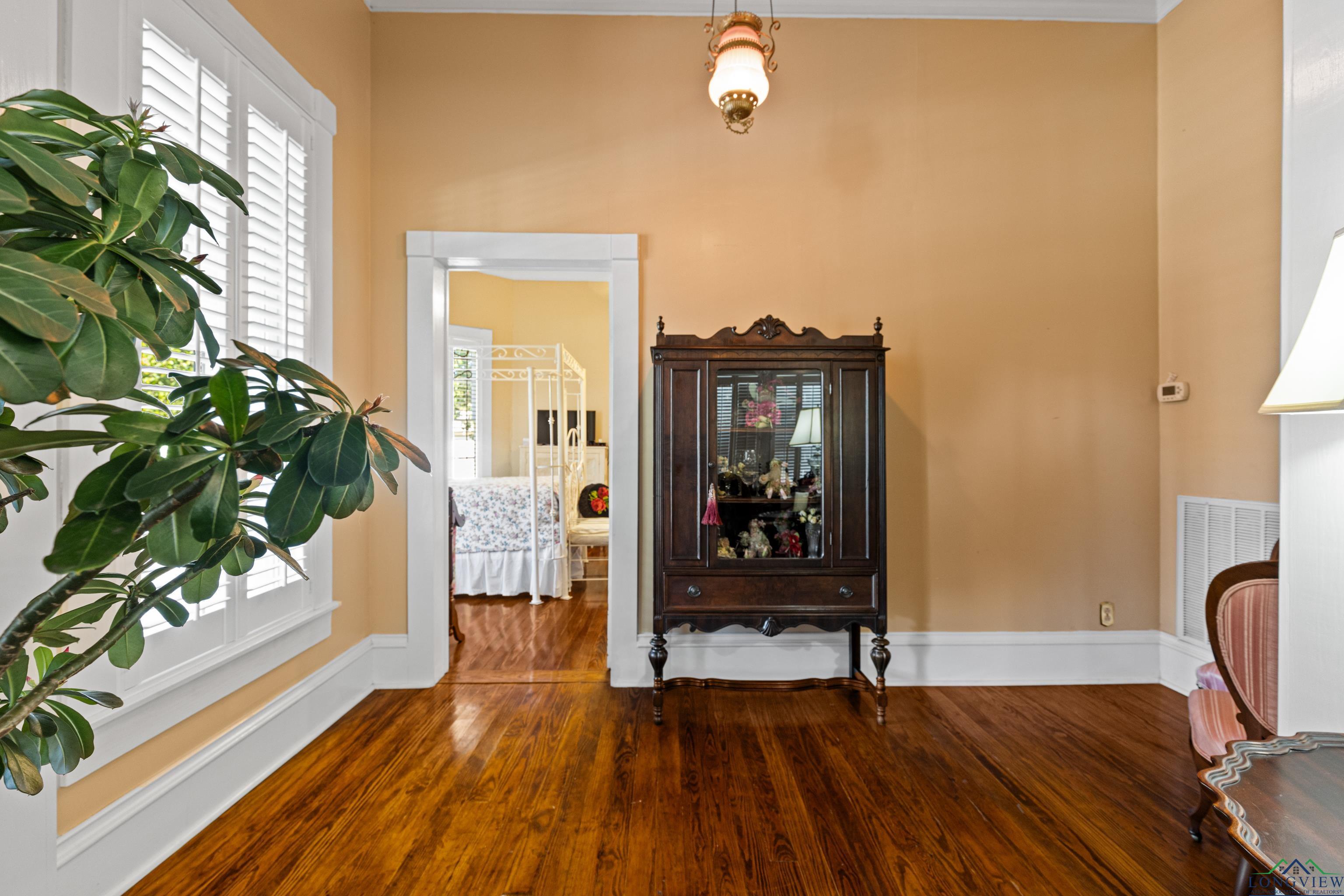 Jefferson, Texas, 75657, United States, 4 Bedrooms Bedrooms, ,4 BathroomsBathrooms,Residential,For Sale,1985697