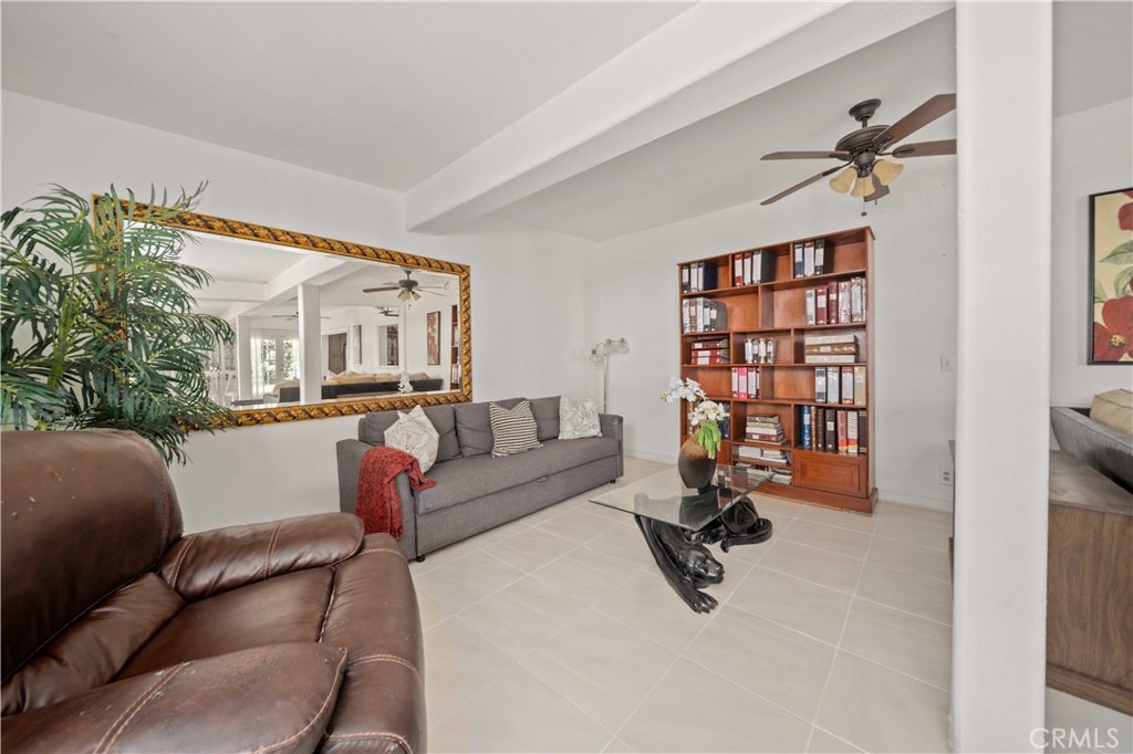 Newhall, California, 91321, United States, 5 Bedrooms Bedrooms, ,4 BathroomsBathrooms,Residential,For Sale,1940368