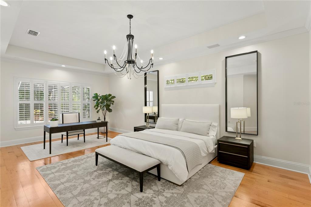 Tampa, Florida, 33618, United States, 4 Bedrooms Bedrooms, ,4 BathroomsBathrooms,Residential,For Sale,1903657