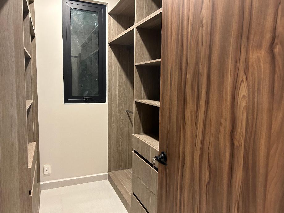 Cerrada de Aristoteles, Naucalpan de Juárez, Estado de méxico, 53280, Mexico, 3 Bedrooms Bedrooms, ,2 BathroomsBathrooms,Residential,For Sale,Cerrada de Aristoteles,1441539