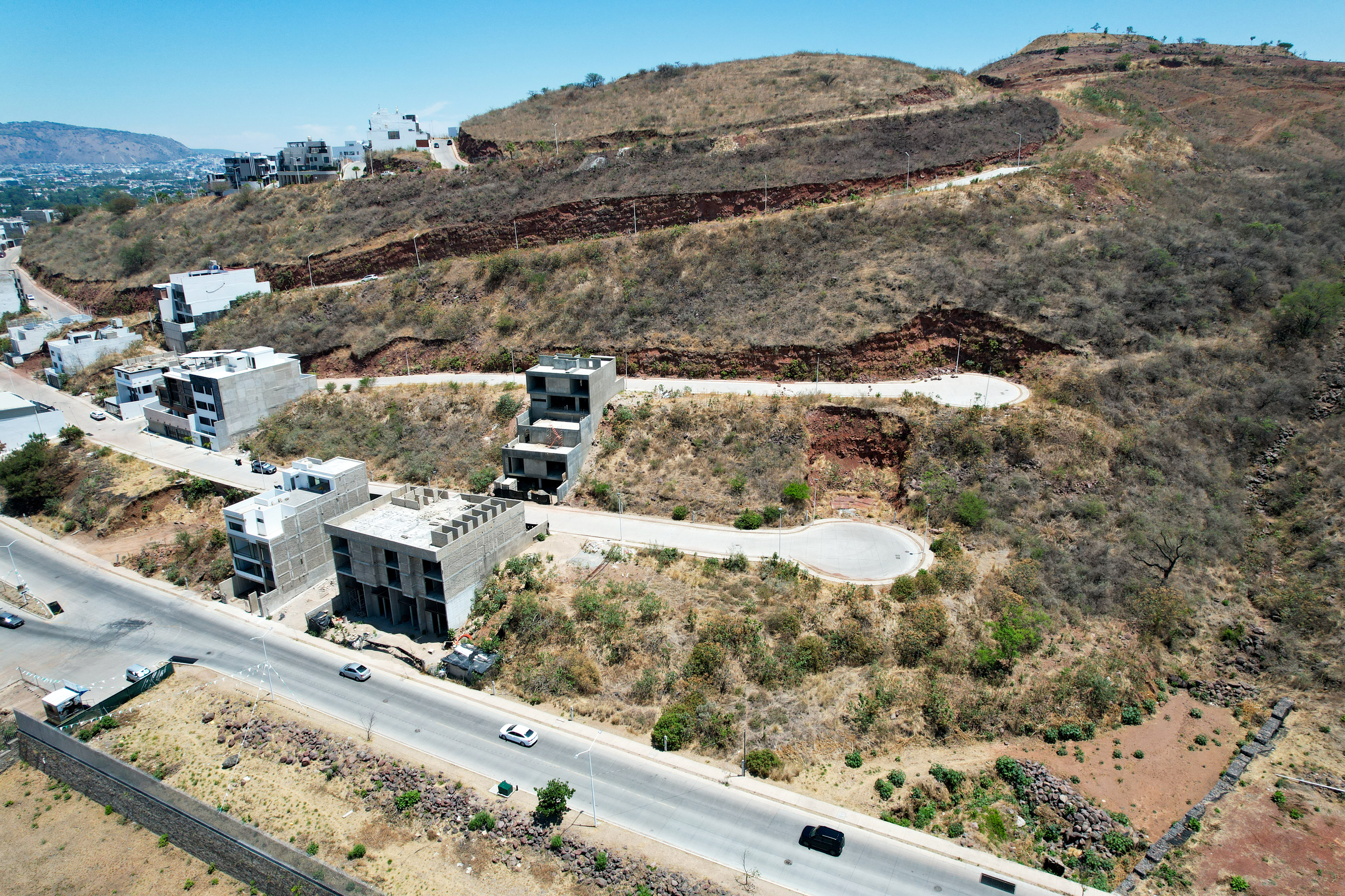  Terreno en Venta en Paisajes del Tesoro Excelente Ubicación - 物件實景