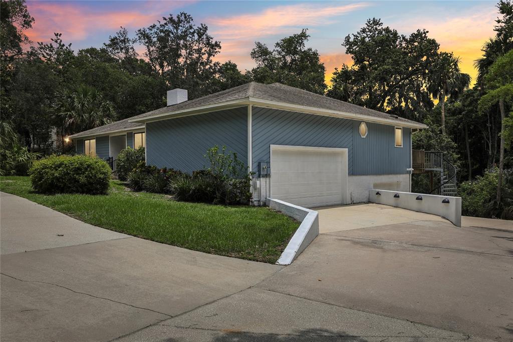 Port Orange, Florida, 32127, United States, 5 Bedrooms Bedrooms, ,4 BathroomsBathrooms,Residential,For Sale,1857697