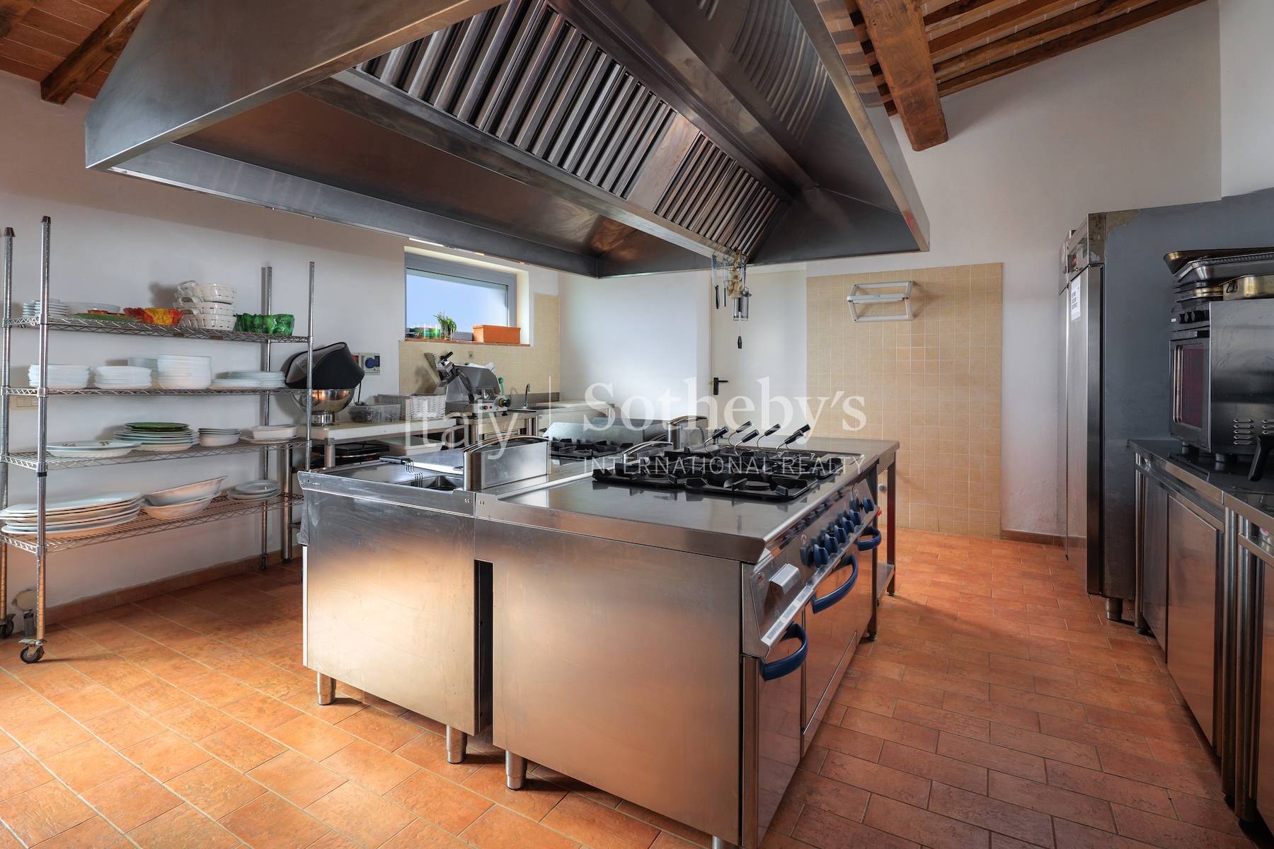  Prestigious estate with historic hamlet and winery - 物件實景