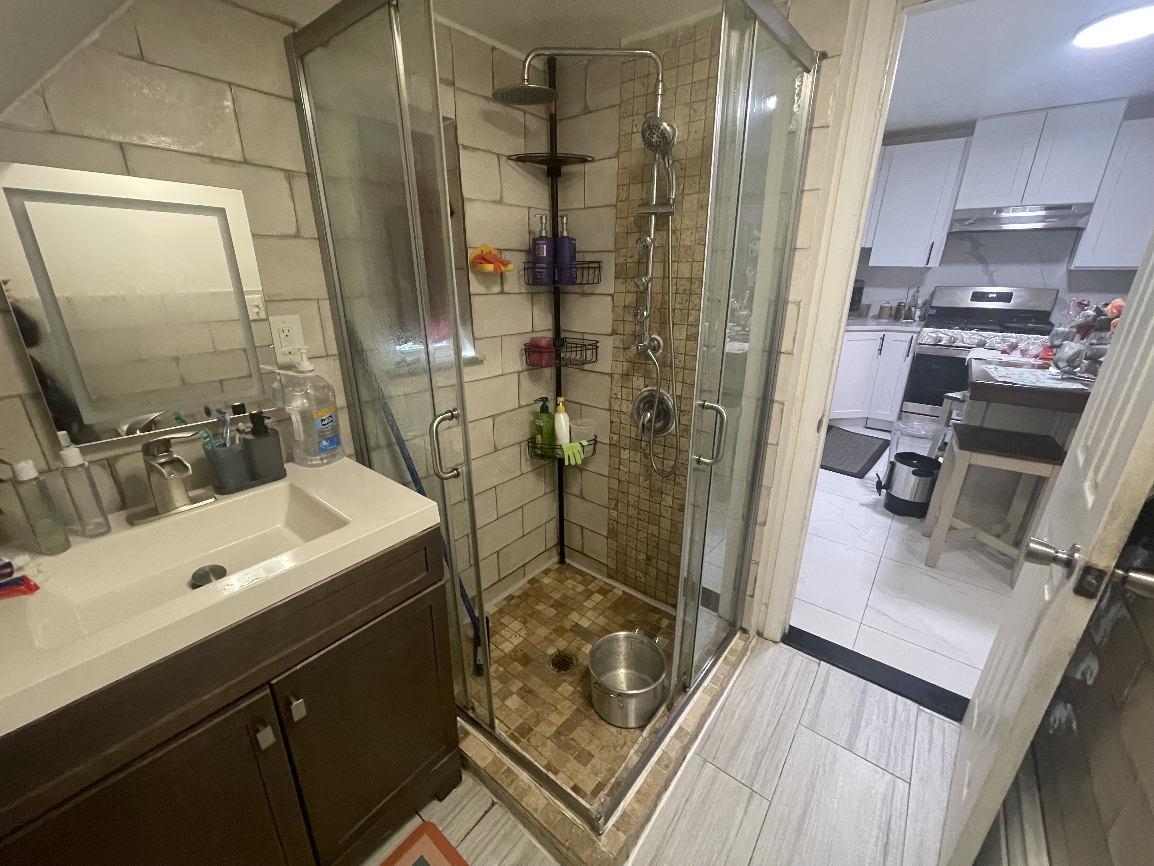 Fairview, New Jersey, 07022, United States, 3 Bedrooms Bedrooms, ,1 BathroomBathrooms,Residential,For Sale,1935345