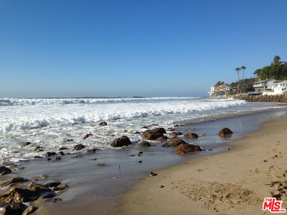 Malibu, California, 90265, United States, 1 Bedroom Bedrooms, ,1 BathroomBathrooms,Residential,For Sale,1840451
