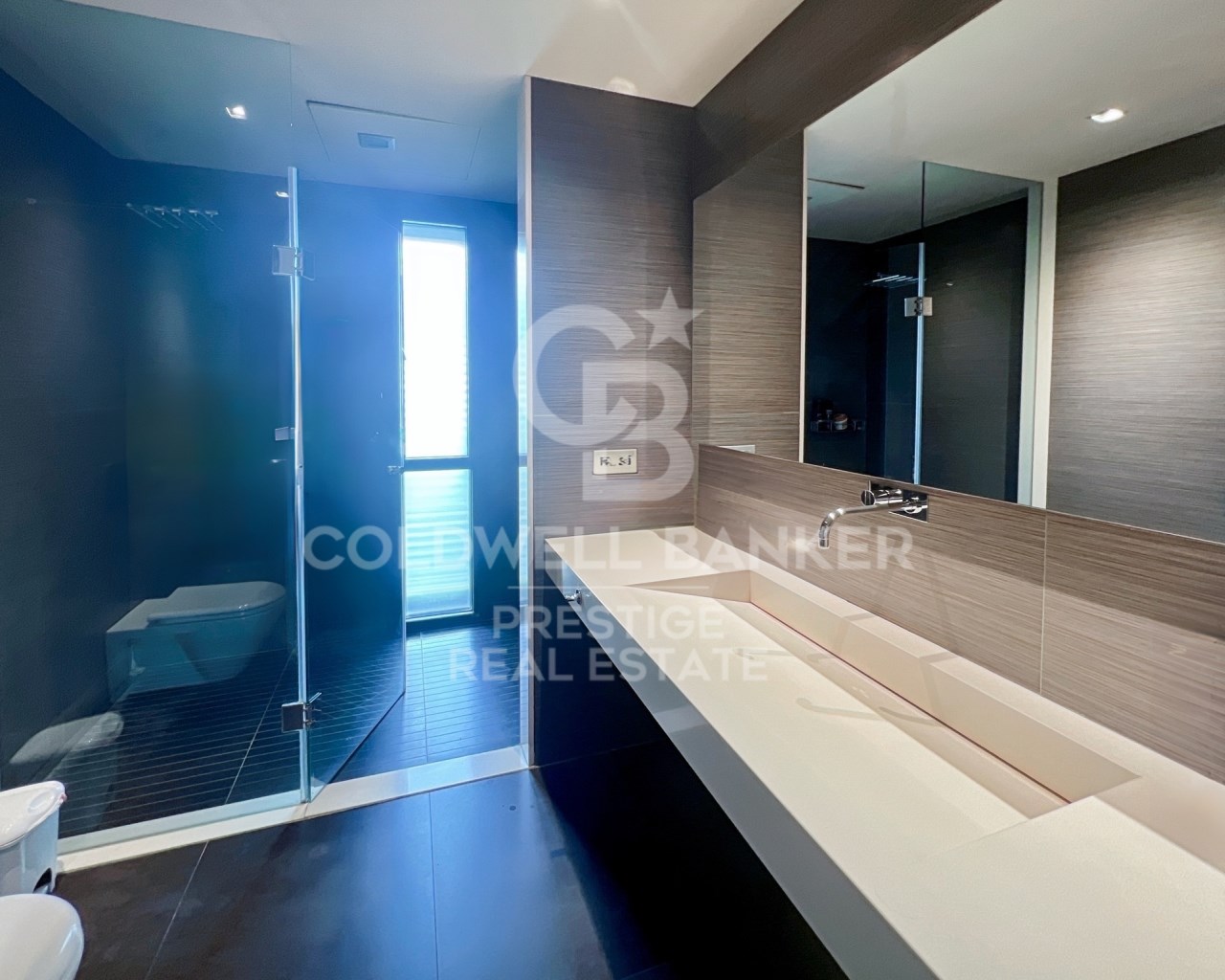 Barcelona, Catalonia, ES, 6 Bedrooms Bedrooms, ,4 BathroomsBathrooms,Residential,For Sale,1617647