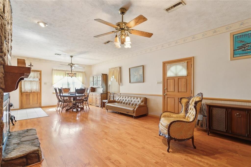 Folsom, Louisiana, 70437, United States, 2 Bedrooms Bedrooms, ,1 BathroomBathrooms,Residential,For Sale,1897363