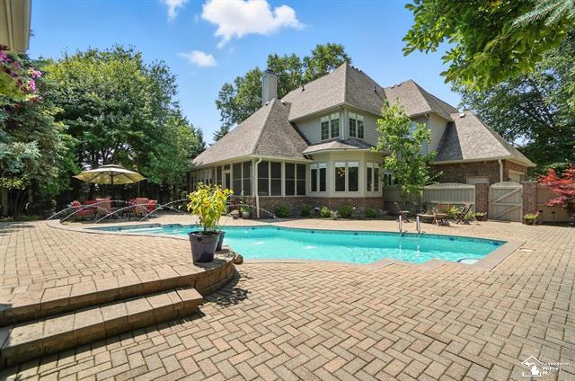 MONROE, Michigan, 48162, United States, 4 Bedrooms Bedrooms, ,7 BathroomsBathrooms,Residential,For Sale,1995576