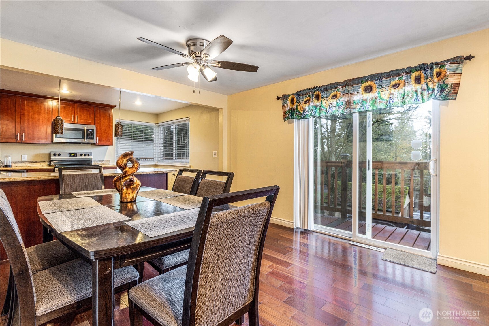 Tukwila, Washington, 98188, United States, 5 Bedrooms Bedrooms, ,2 BathroomsBathrooms,Residential,For Sale,1935805