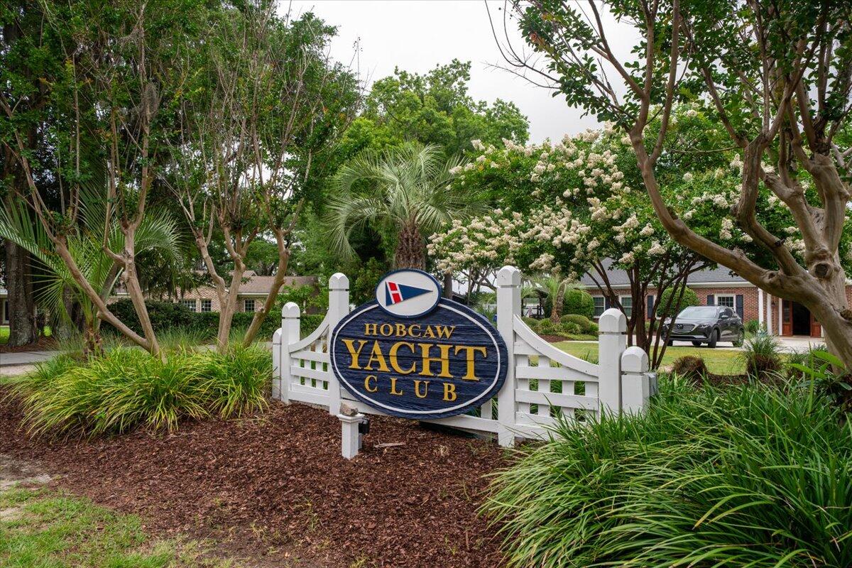 Mount Pleasant, South Carolina, 29464, United States, 4 Bedrooms Bedrooms, ,4 BathroomsBathrooms,Residential,For Sale,1838351