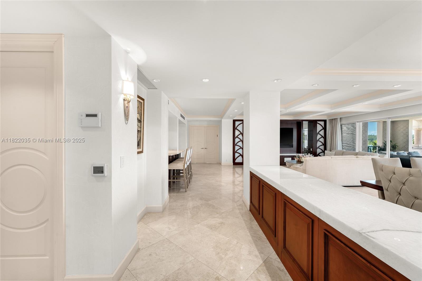 Miami Beach, Florida, 33109, United States, 4 Bedrooms Bedrooms, ,5 BathroomsBathrooms,Residential,For Sale,1858319