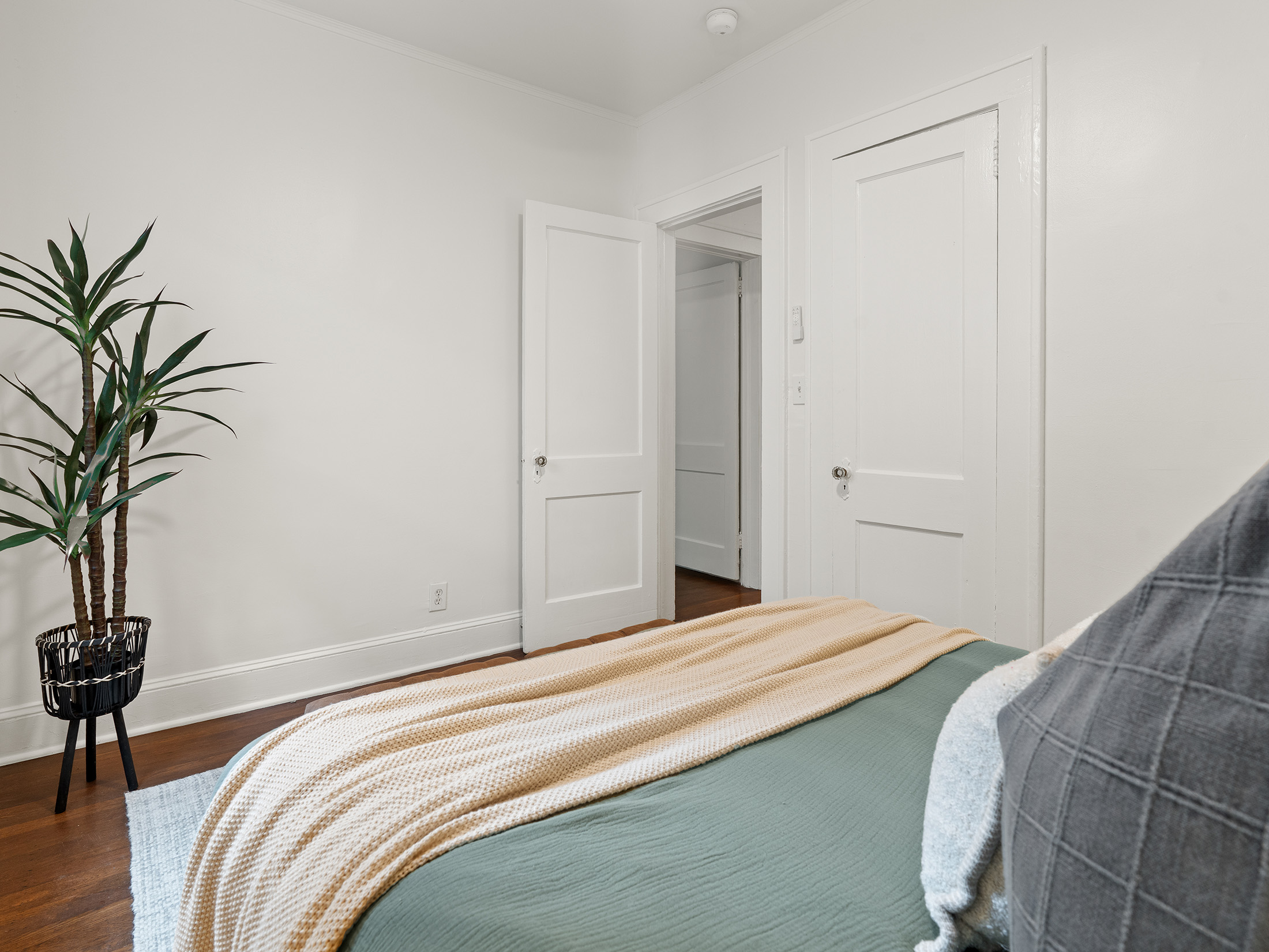  Thoughtfully Updated Oakhurst Bungalow - 物件實景