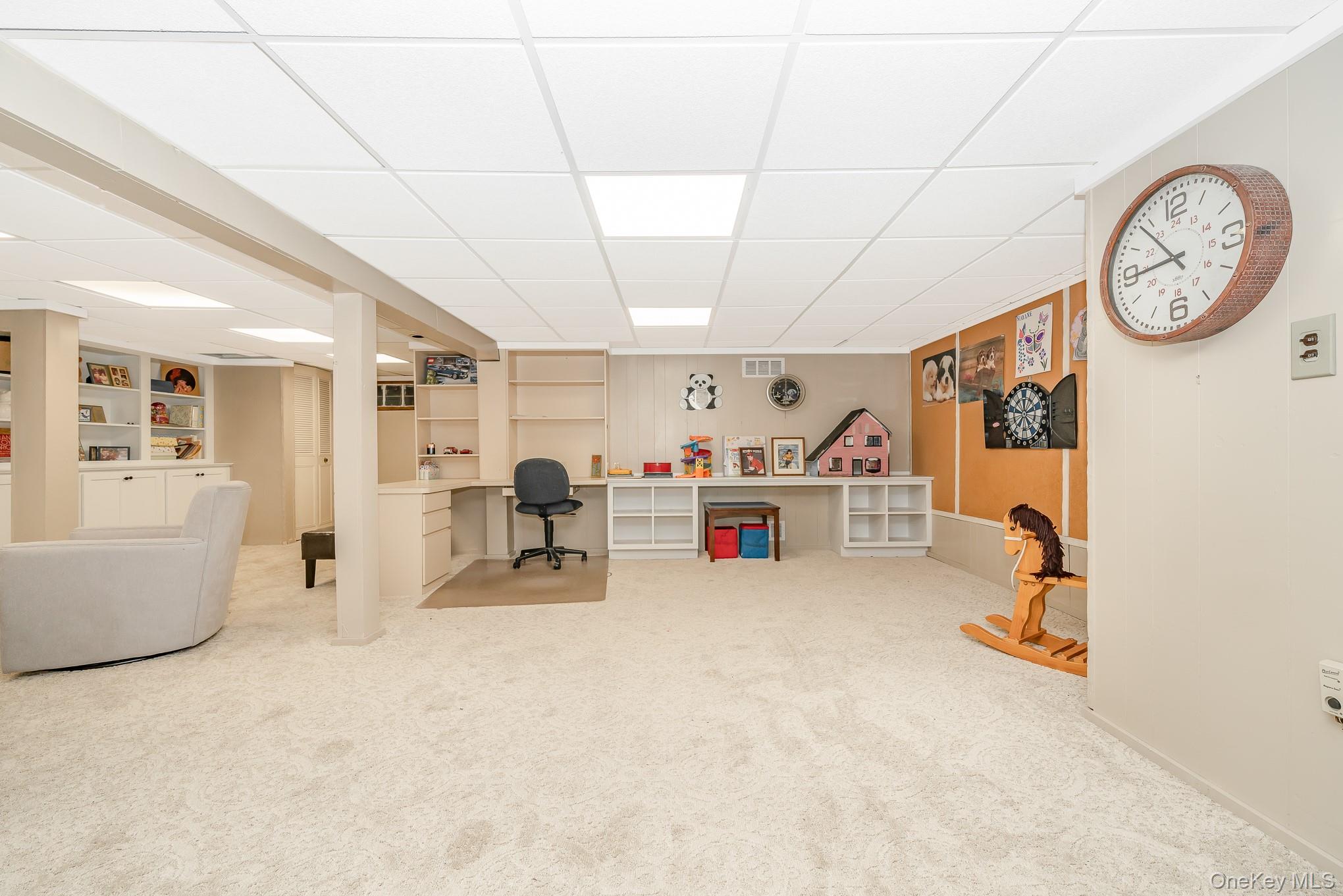 Smithtown, New York, 11787, United States, 5 Bedrooms Bedrooms, ,3 BathroomsBathrooms,Residential,For Sale,2001022