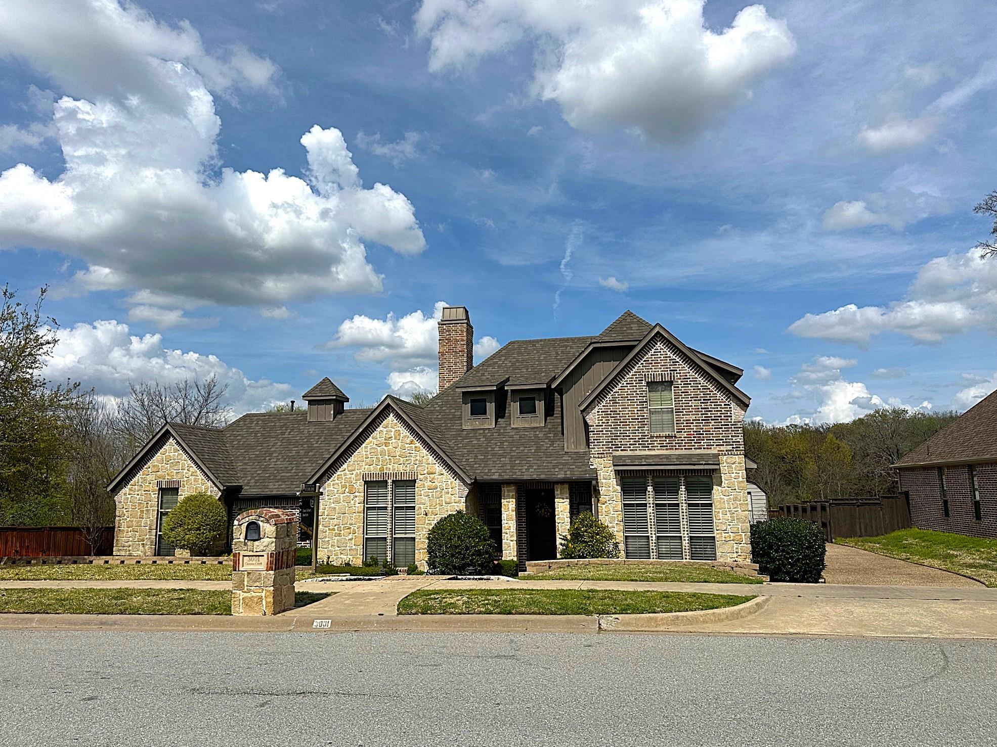 Sherman, Texas, 75092, United States, 3 Bedrooms Bedrooms, ,3 BathroomsBathrooms,Residential,For Sale,1973794