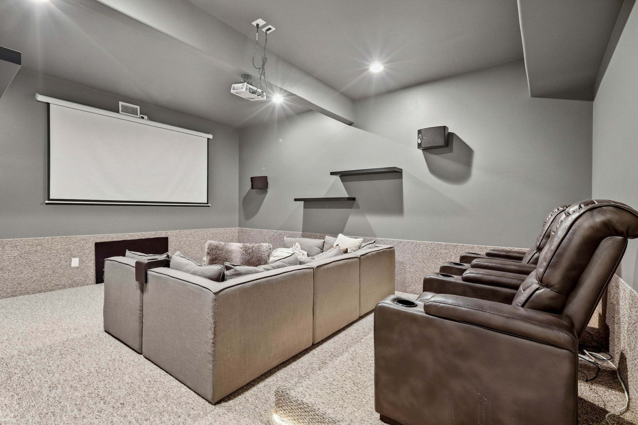  Six Bedroom Zionsville Home Surrounded By Park-Like Acreage - 物件實景