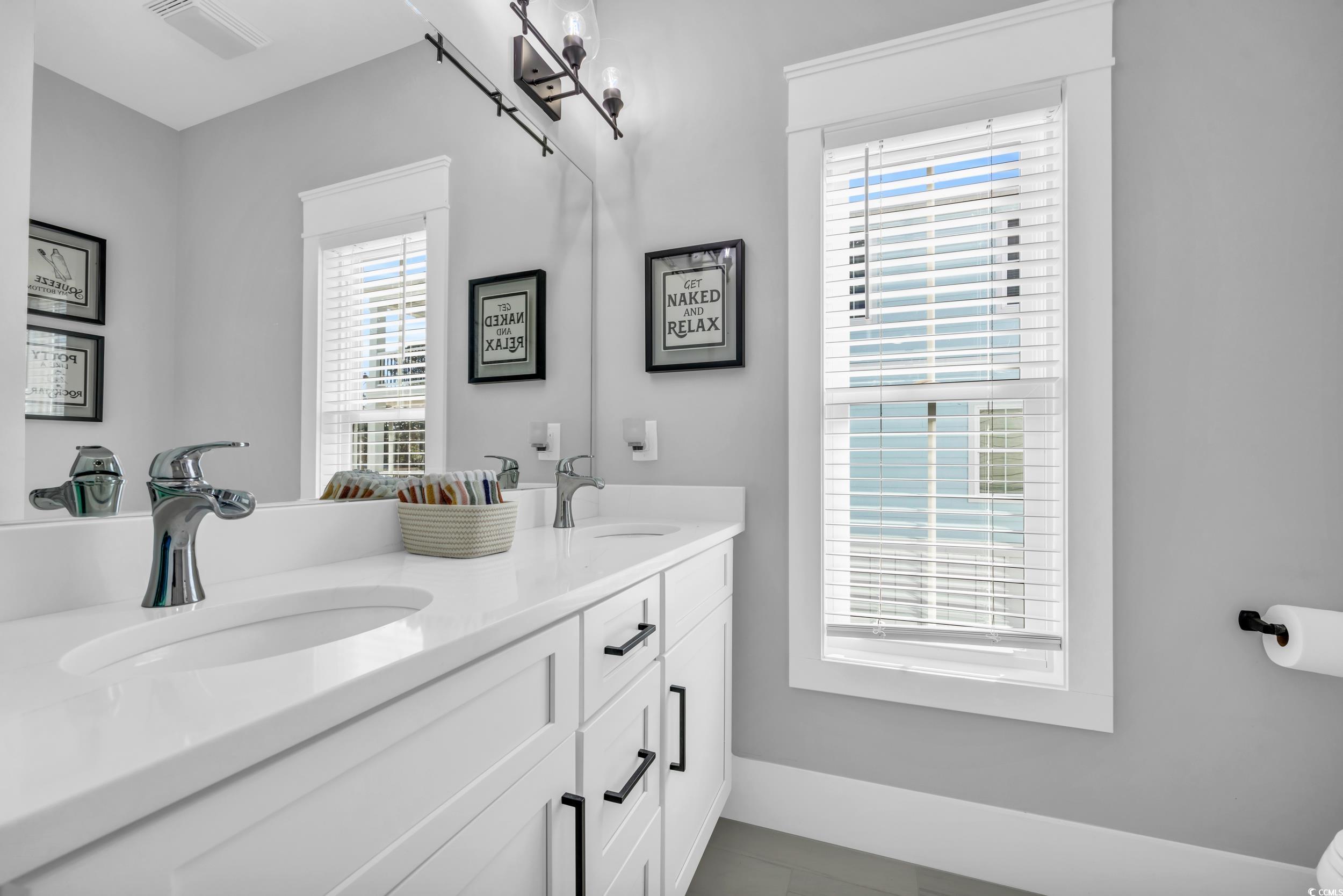 Murrells Inlet, South Carolina, 29576, United States, 5 Bedrooms Bedrooms, ,6 BathroomsBathrooms,Residential,For Sale,1937732