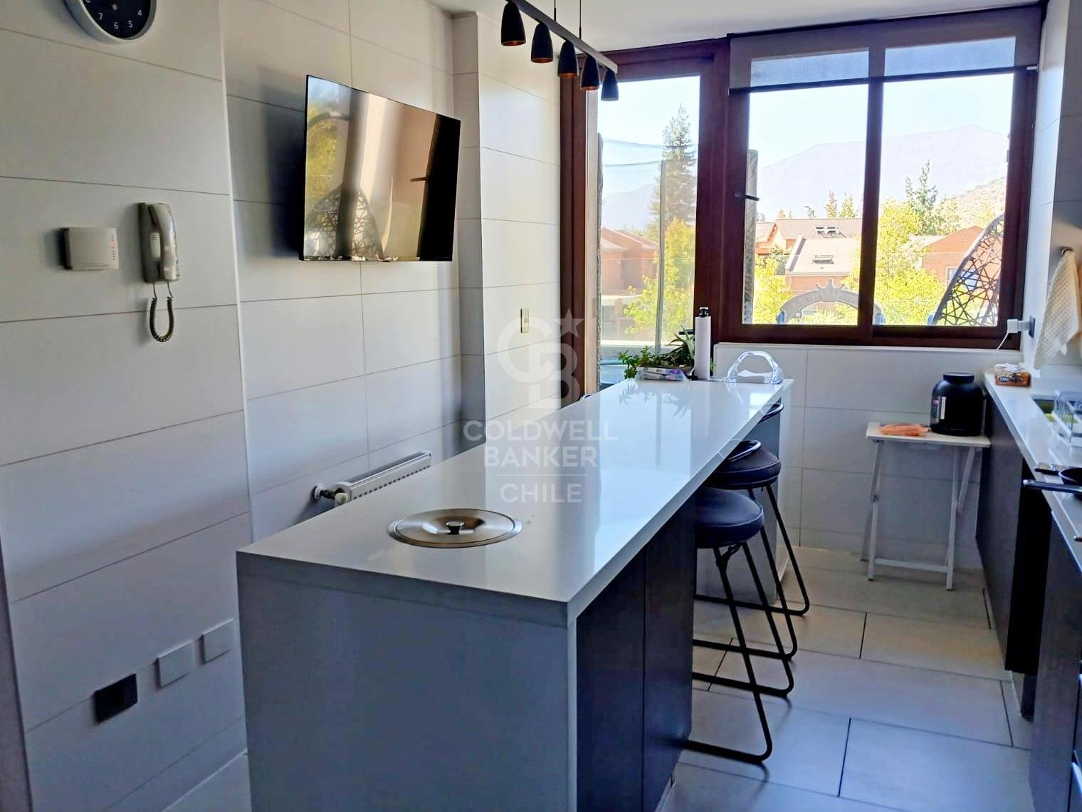 Lo Barnechea, Chile, 3 Bedrooms Bedrooms, ,5 BathroomsBathrooms,Residential,For Sale,1746067