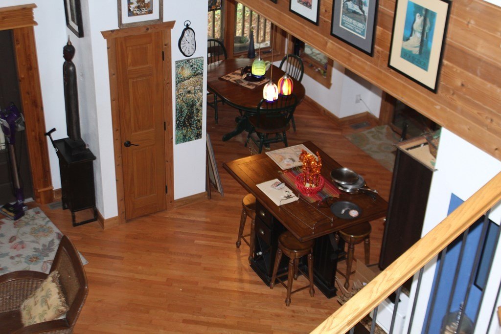 Murphy, North Carolina, 28906, United States, 2 Bedrooms Bedrooms, ,4 BathroomsBathrooms,Residential,For Sale,1915362
