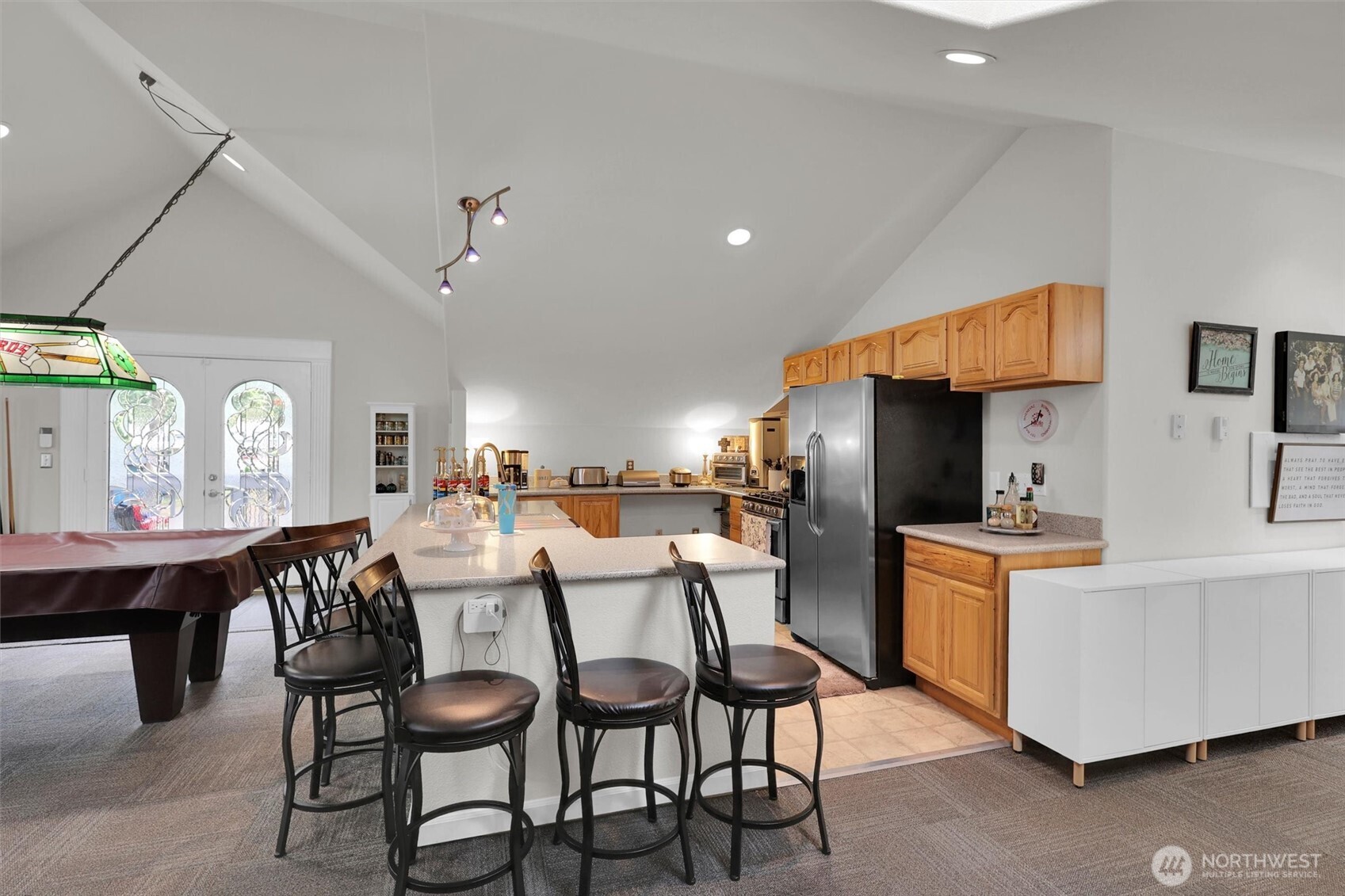 Tacoma, Washington, 98444, United States, 4 Bedrooms Bedrooms, ,4 BathroomsBathrooms,Residential,For Sale,1973833