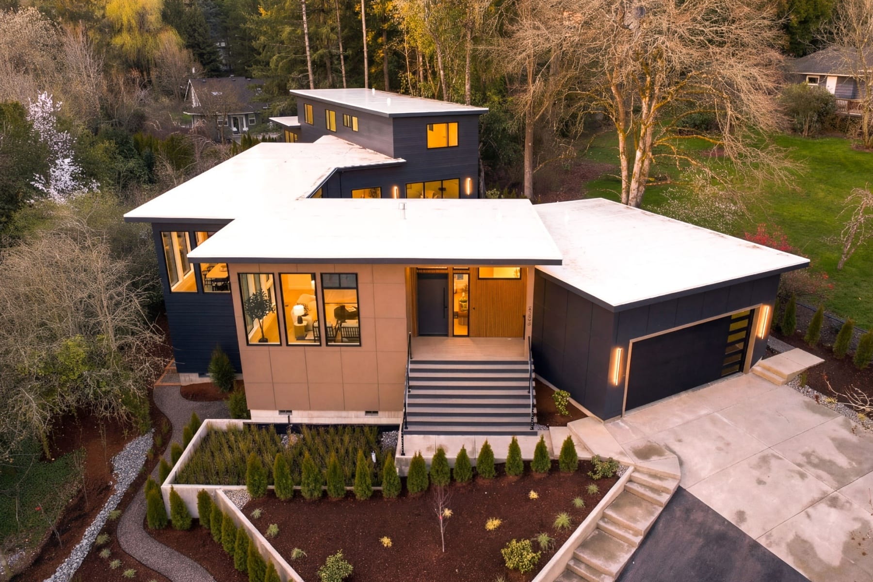  6233 SW HAMILTON WAY Portland, OR 97221 - 物件實景