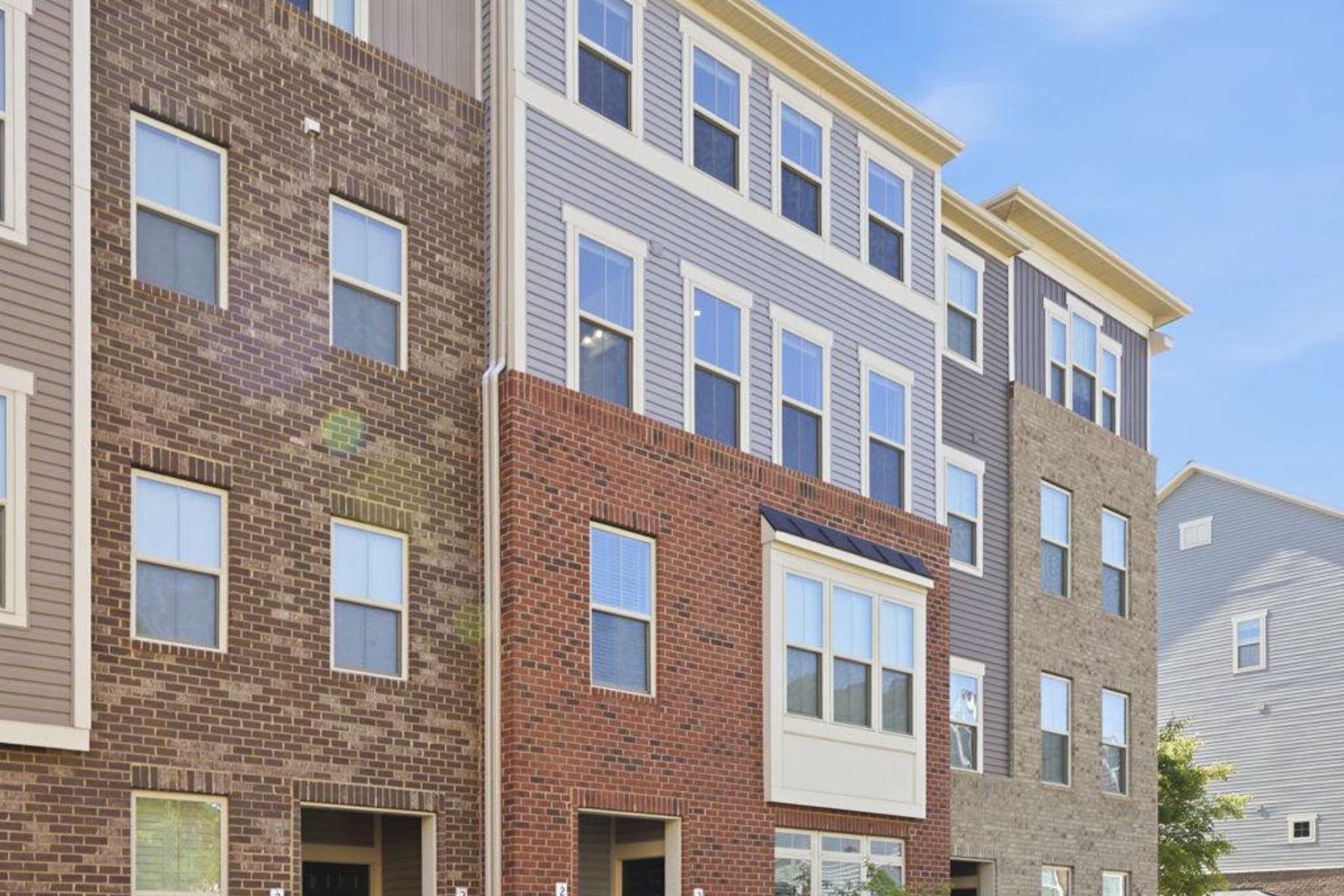  24728 Malibu Terrace, Sterling, VA, 20166 - 物件實景