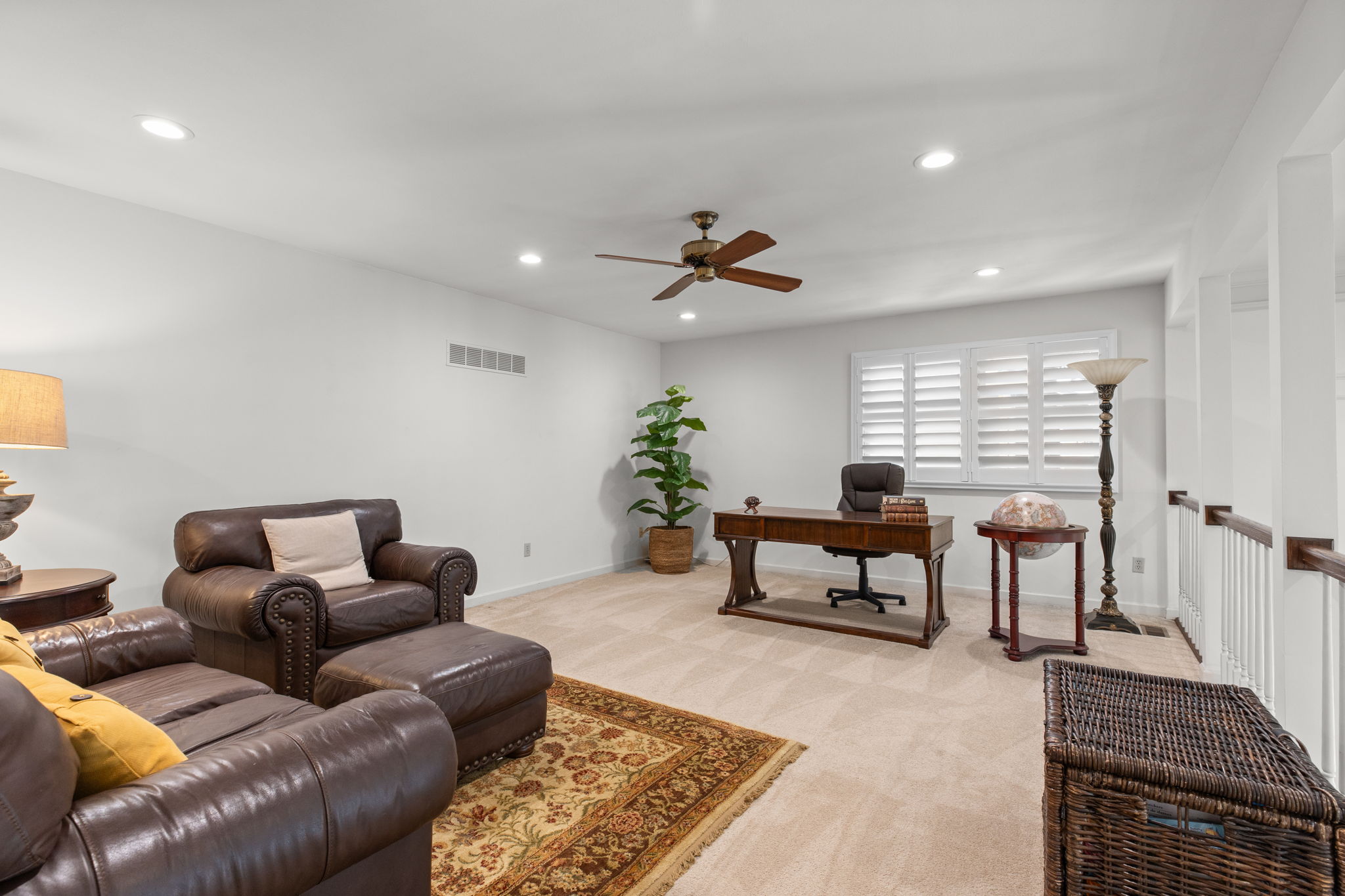  Stunning Cedar Springs Townhome with Modern Updates and Spacious Living - 物件實景