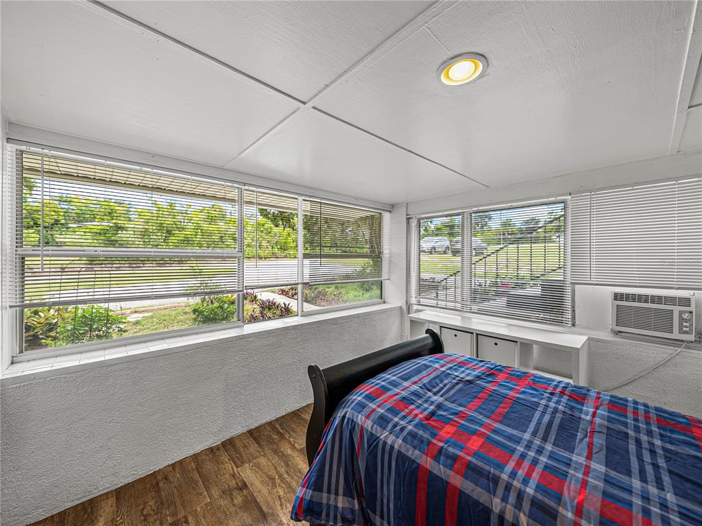 Lake Wales, Florida, 33898, United States, 3 Bedrooms Bedrooms, ,2 BathroomsBathrooms,Residential,For Sale,1950388