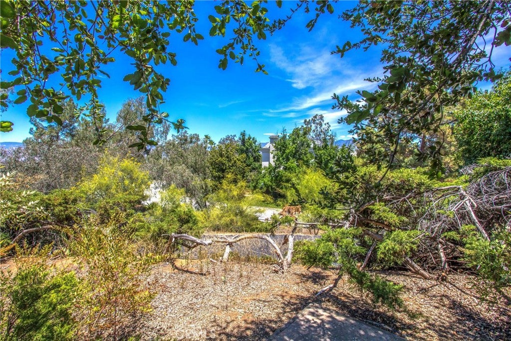 Redlands, California, 92373, United States, 4 Bedrooms Bedrooms, ,1 BathroomBathrooms,Residential,For Sale,1899993