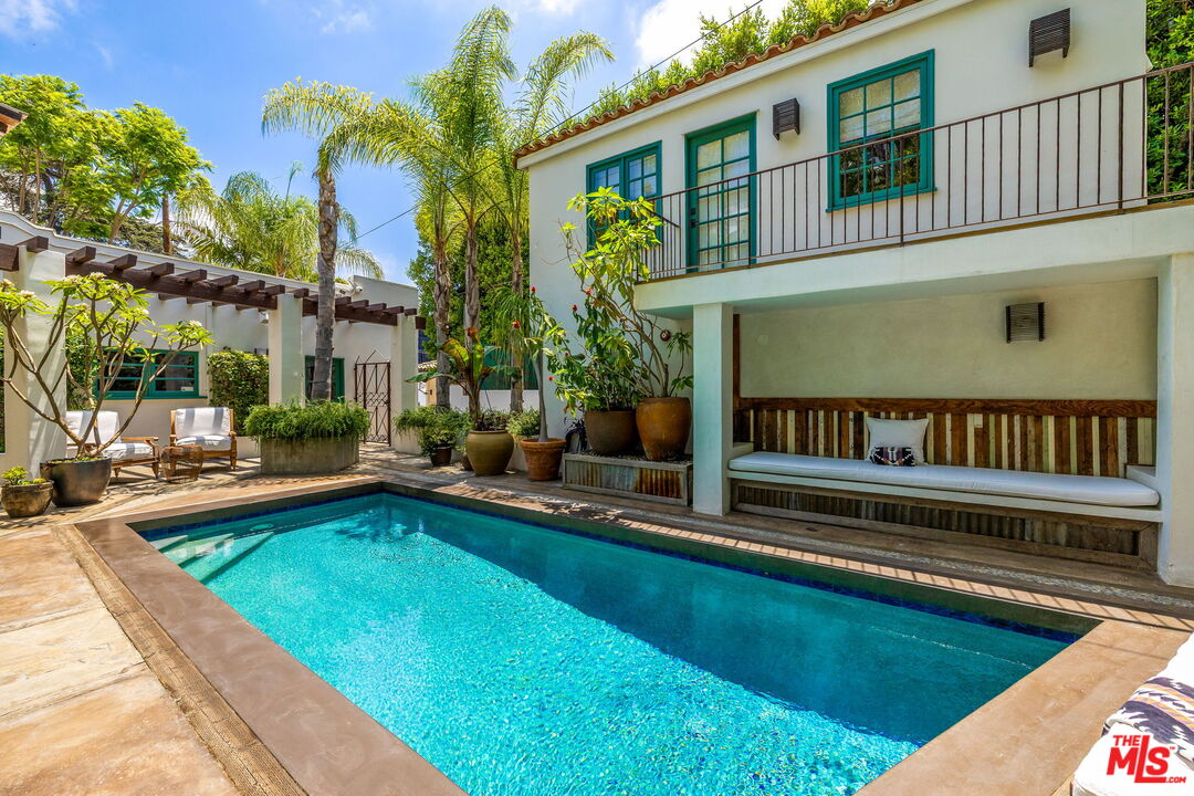 Los Angeles, California, 90069, United States, 4 Bedrooms Bedrooms, ,4 BathroomsBathrooms,Residential,For Sale,1911596