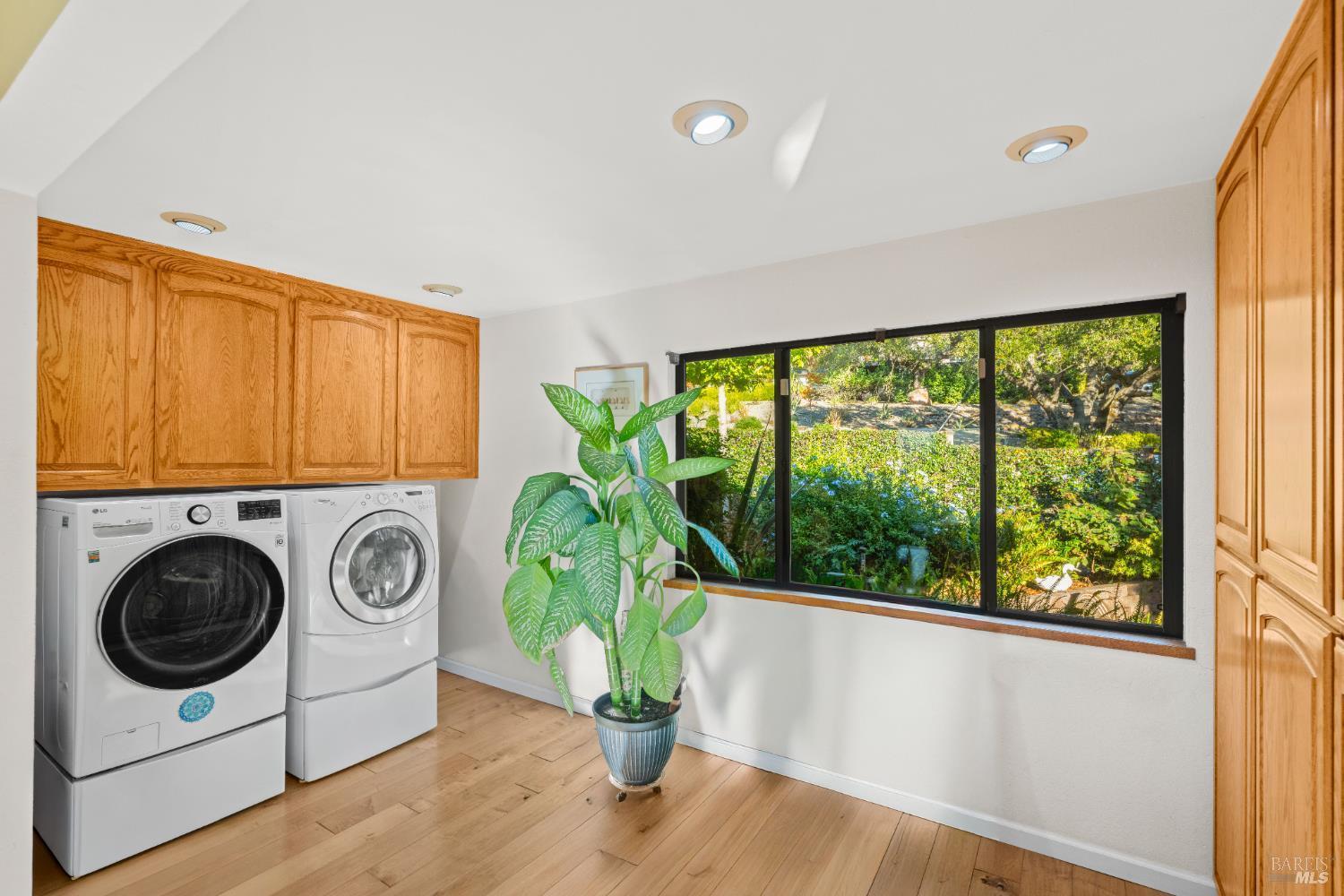 Napa, California, 94559, United States, 3 Bedrooms Bedrooms, ,3 BathroomsBathrooms,Residential,For Sale,1987942