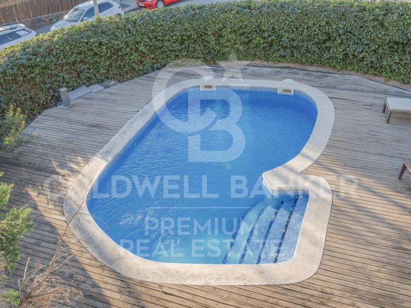 Barcelona, Cerdanyola del Vall?s, Bellaterra Barce, Cerdanyola del Vallès, Catalonia, ES, 3 Bedrooms Bedrooms, ,4 BathroomsBathrooms,Residential,For Sale,Barcelona, Cerdanyola del Vall?s, Bellaterra Barce,1612402