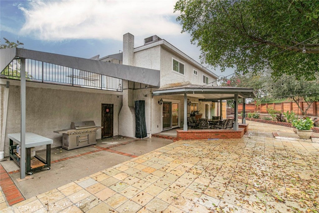 Granada Hills, California, 91344, United States, 4 Bedrooms Bedrooms, ,3 BathroomsBathrooms,Residential,For Sale,1993417