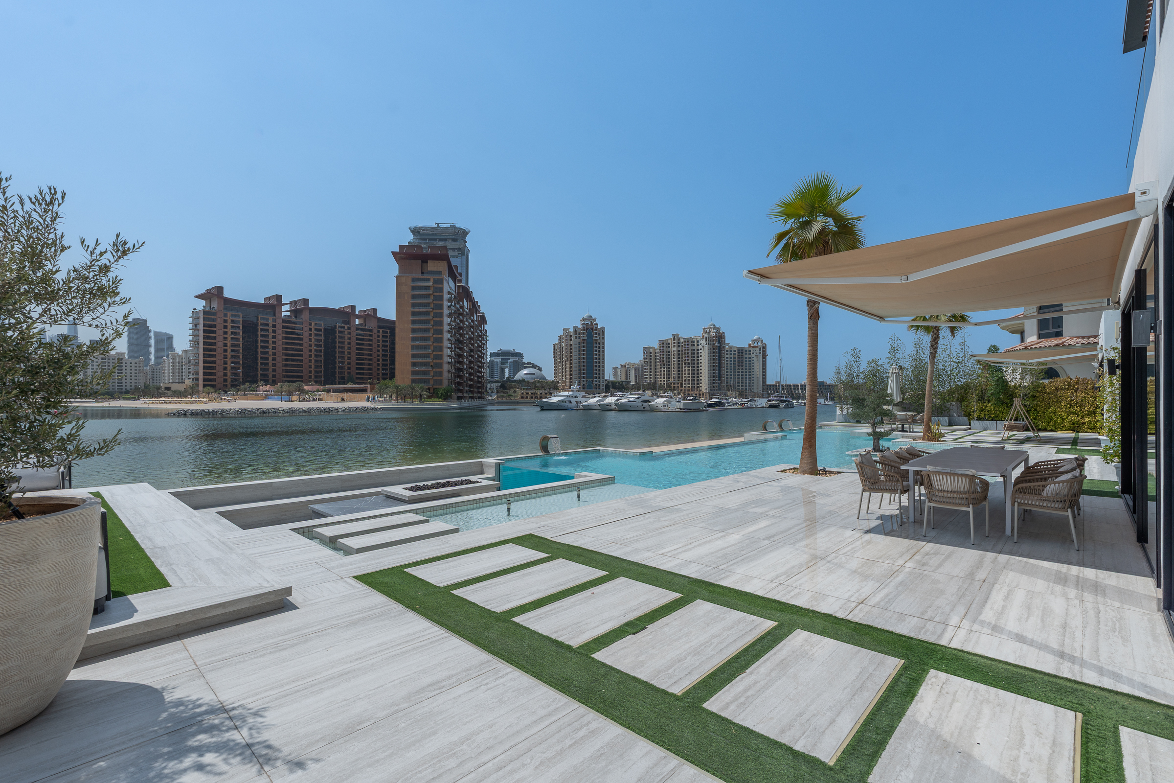  Expertly Upgraded Signature Villa on Palm Jumeirah - 物件實景