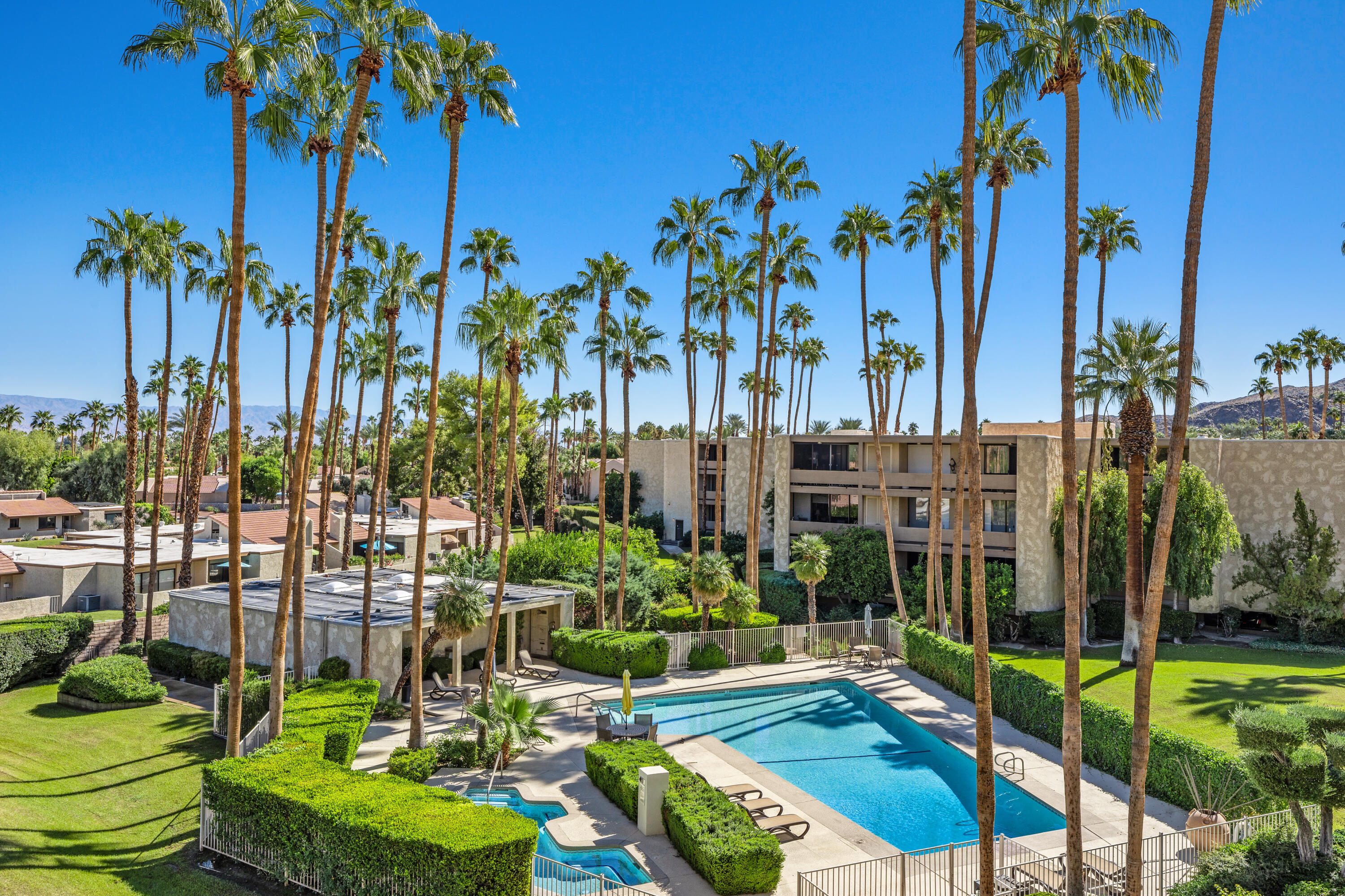 Palm Springs, California, 92264, United States, 2 Bedrooms Bedrooms, ,1 BathroomBathrooms,Residential,For Sale,1960957