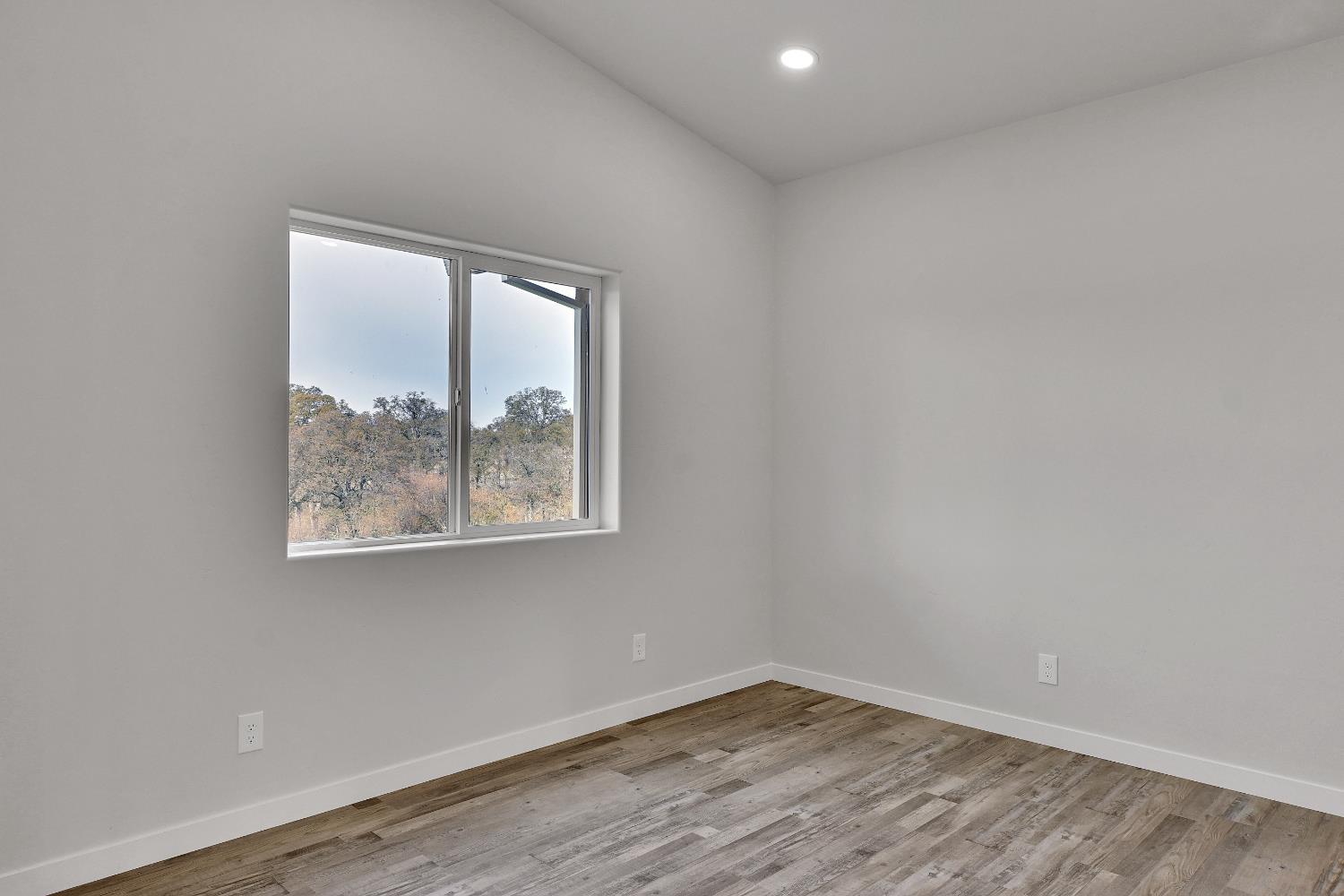 Loma Rica, California, 95901, United States, 3 Bedrooms Bedrooms, ,3 BathroomsBathrooms,Residential,For Sale,2005648