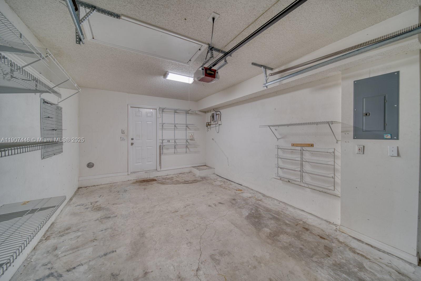 Miami, Florida, 33193, United States, 3 Bedrooms Bedrooms, ,3 BathroomsBathrooms,Residential,For Sale,1989517