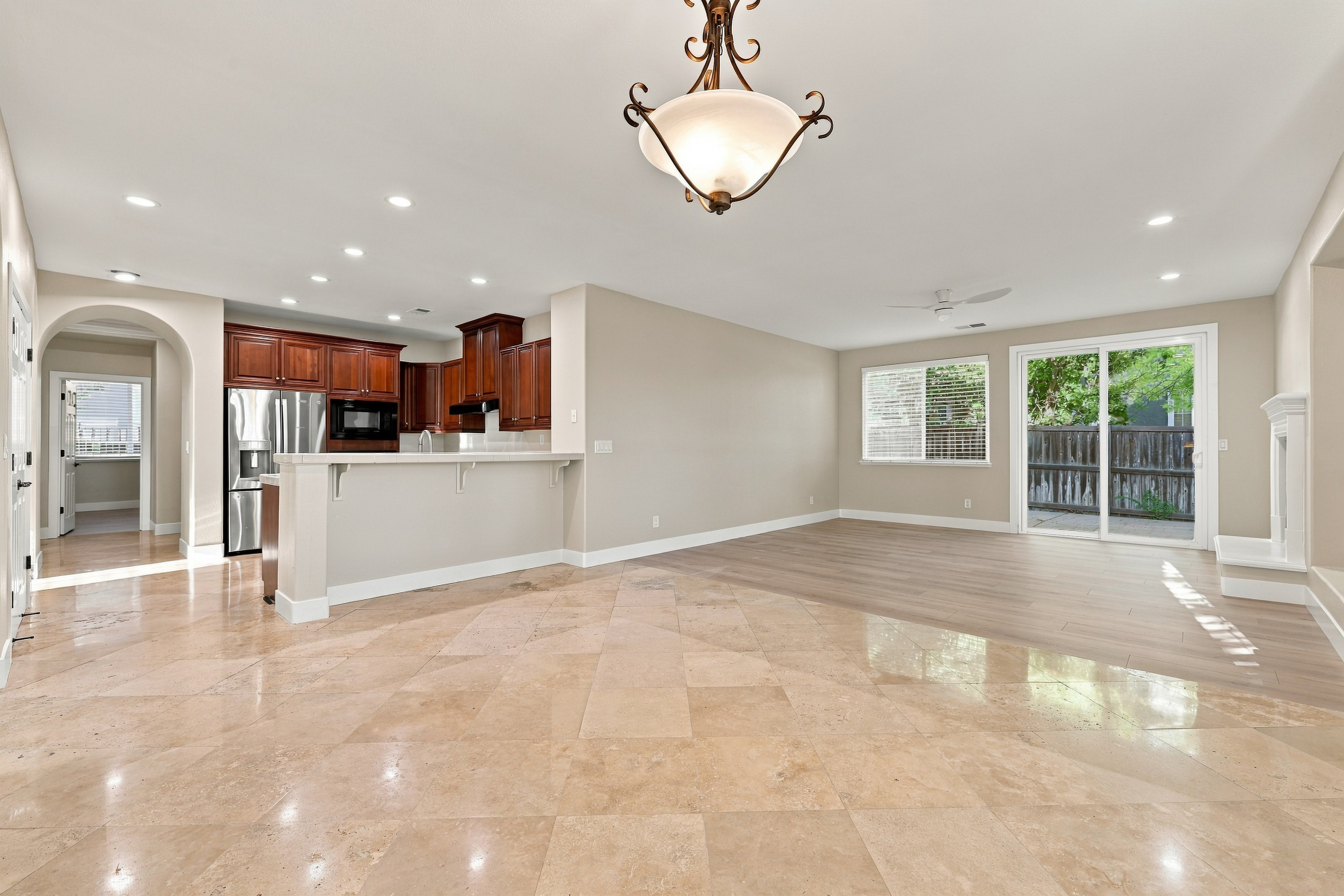  5602 Pop Becker Street, Sacramento, CA 95835 - 物件實景