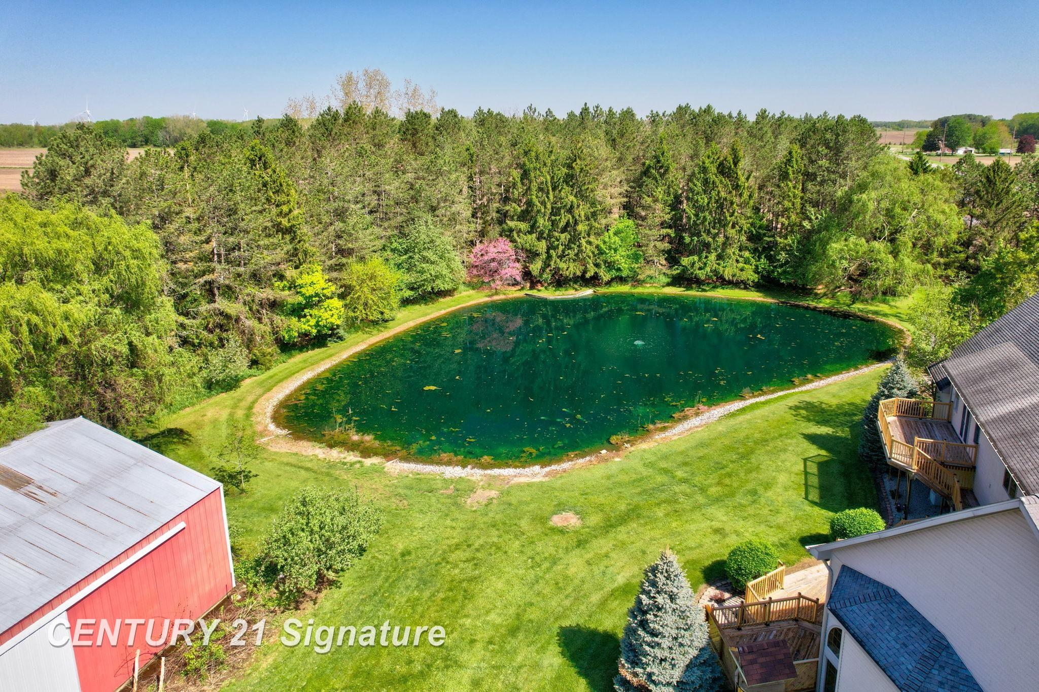 Hemlock, Michigan, 48626, United States, 6 Bedrooms Bedrooms, ,5 BathroomsBathrooms,Residential,For Sale,1984080