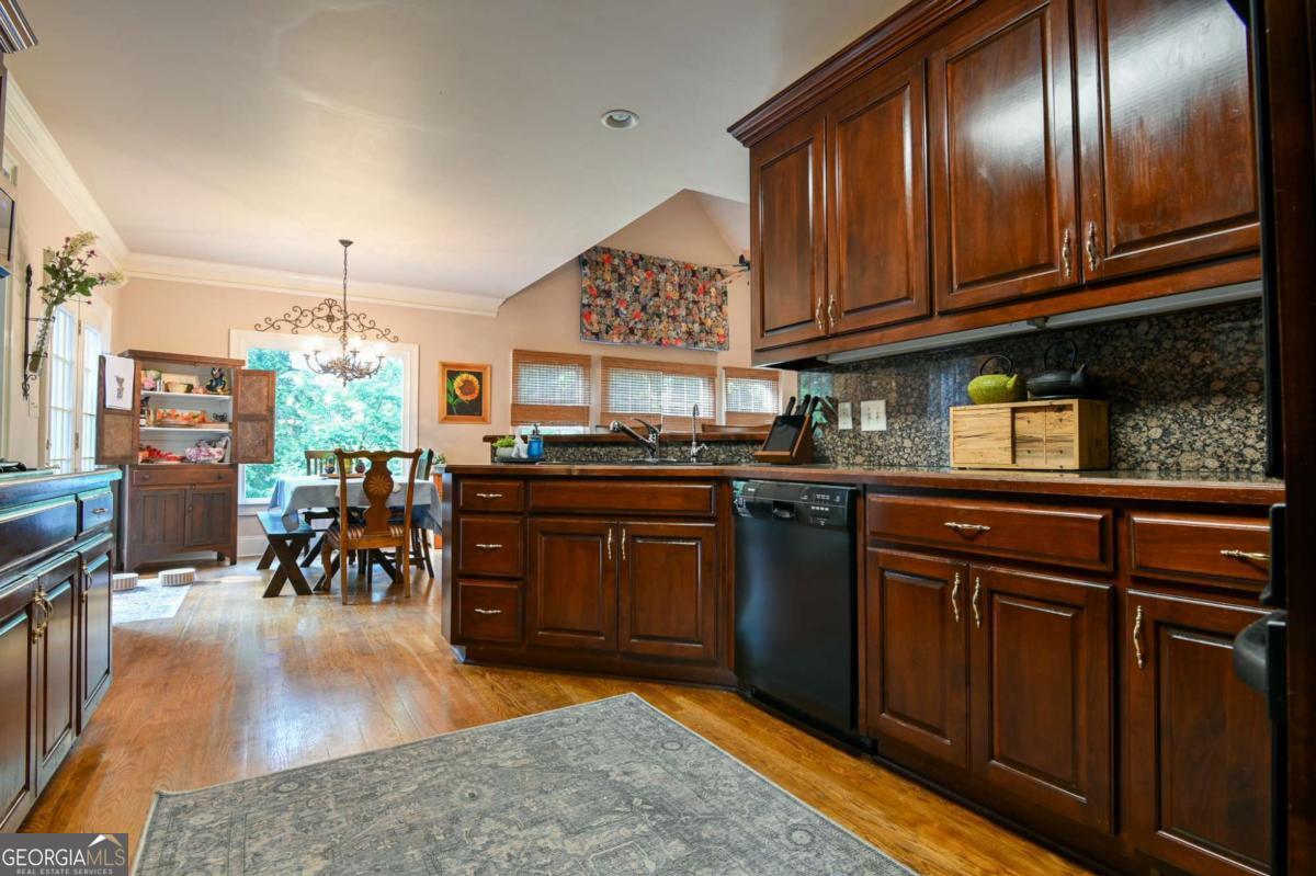 Statham, Georgia, 30666, United States, 5 Bedrooms Bedrooms, ,4 BathroomsBathrooms,Residential,For Sale,1794440