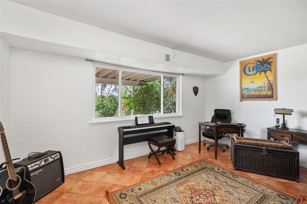 Yorba Linda, California, 92886, United States, 5 Bedrooms Bedrooms, ,3 BathroomsBathrooms,Residential,For Sale,1847322